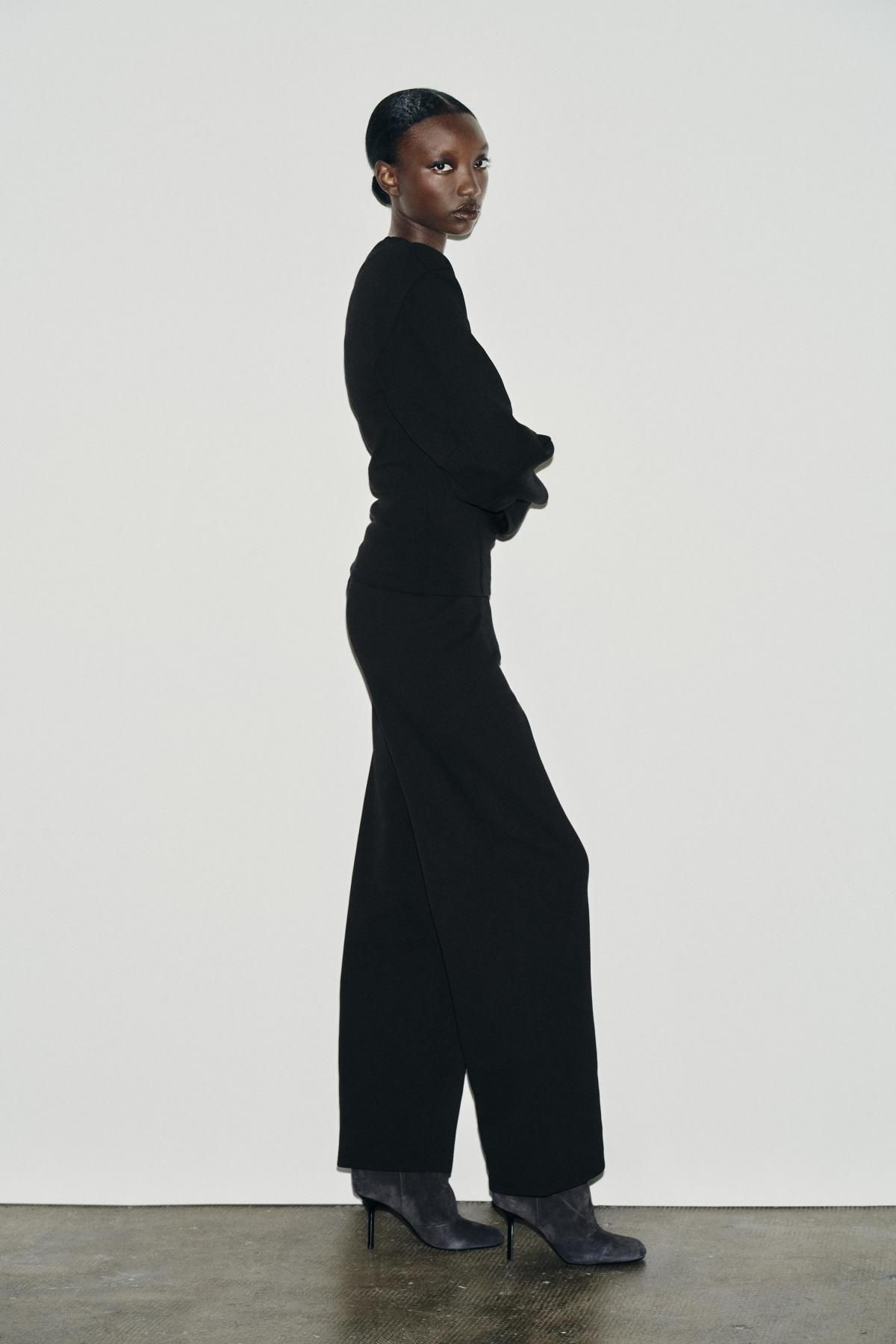 자라 테크니컬 슬림핏 라운드넥 긴팔 티셔츠 3641/872 BLACK - 상세 이미지 4