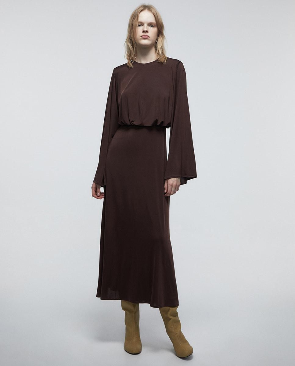 스페라 라운드넥 벨 슬리브 플레어 롱 원피스 56262110168 GRANATE - 상품 이미지