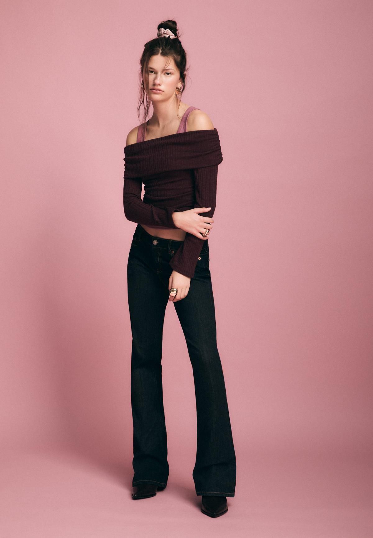 스트라디바리우스 오프숄더 셔링 슬림핏 니트 탑 6689/401 PURPLE 이미지 6