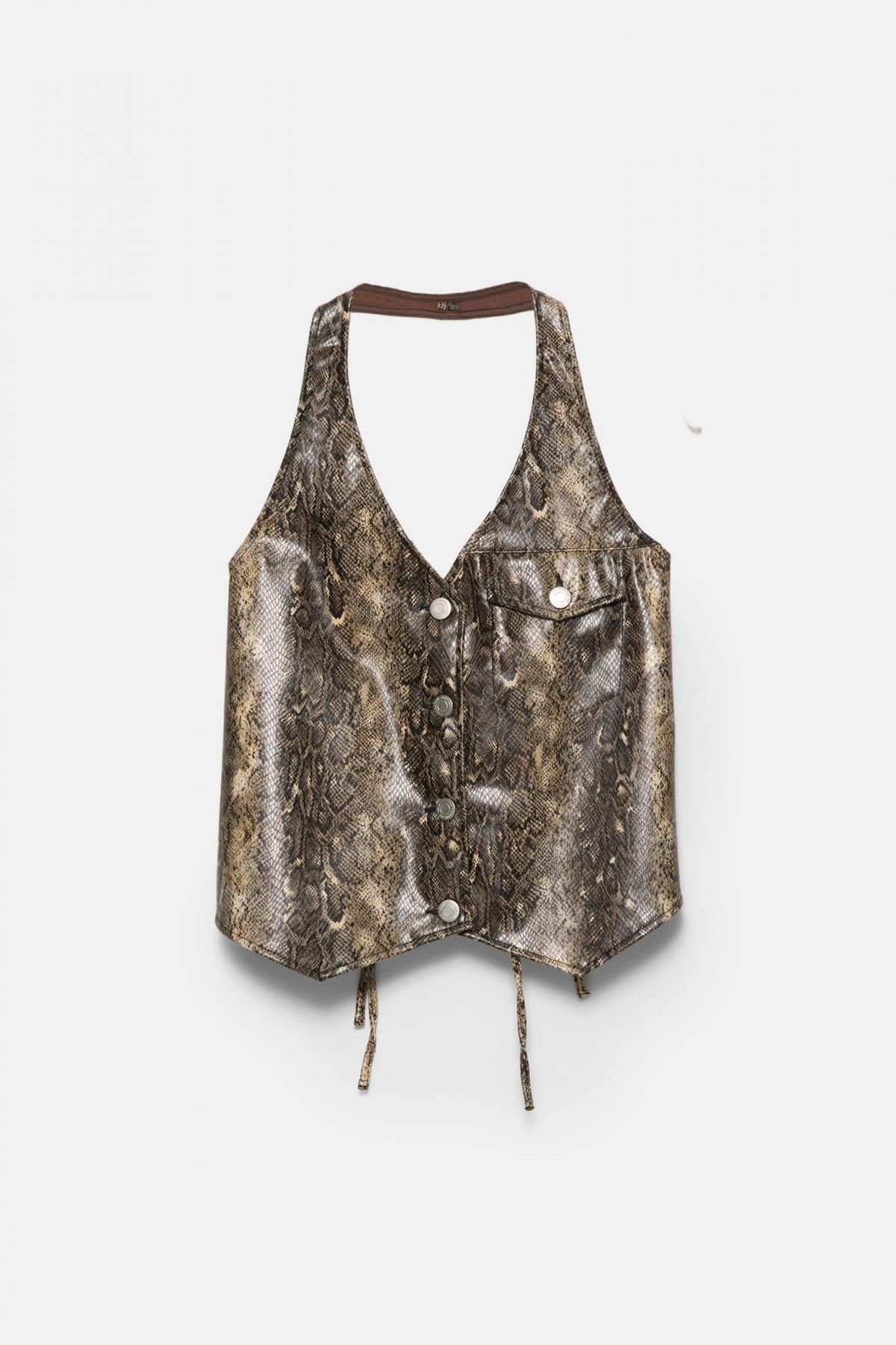 풀앤베어 레더 이펙트 애니멀 프린트 홀터넥 베스트 7472/394 SNAKESKIN PRINT - 메인 이미지