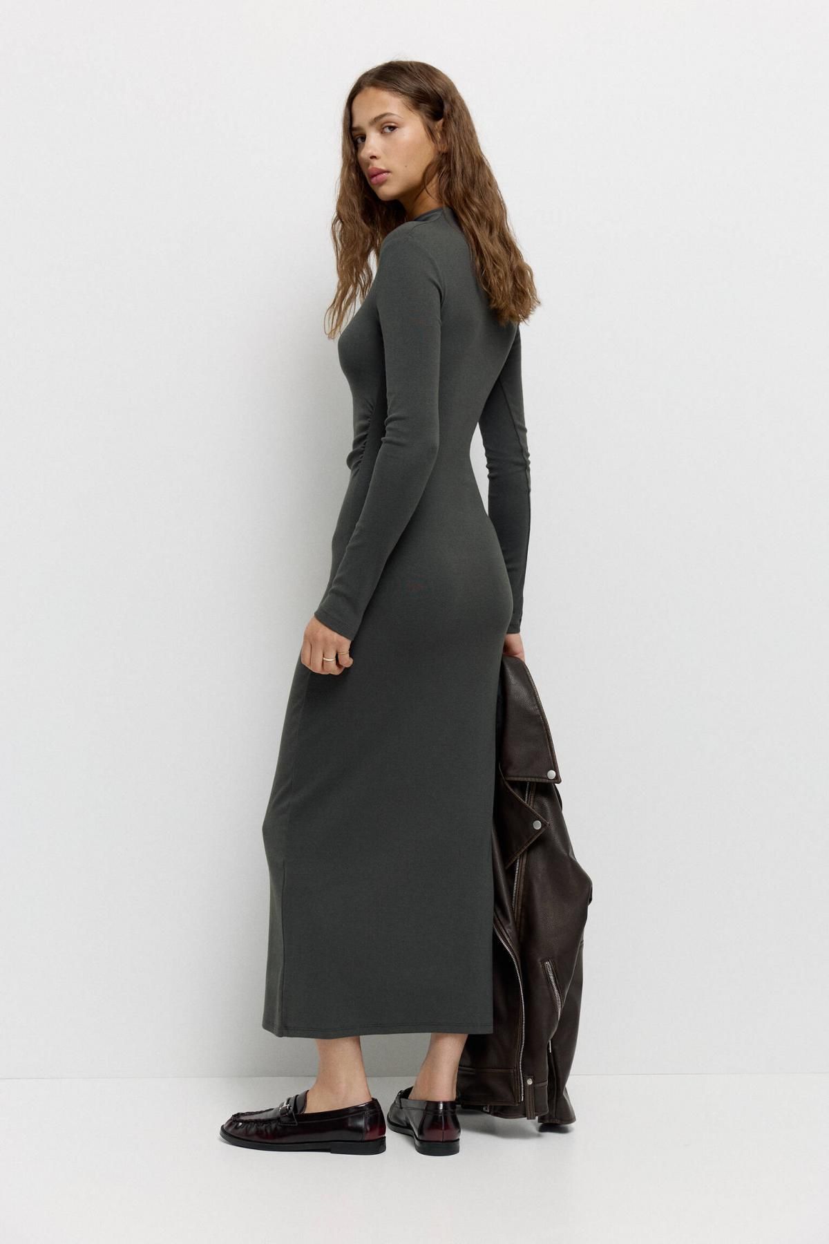 풀앤베어 슬림핏 사이드 셔링 미디 원피스 7394/350 ANTHRACITE GREY - 상세 이미지 4