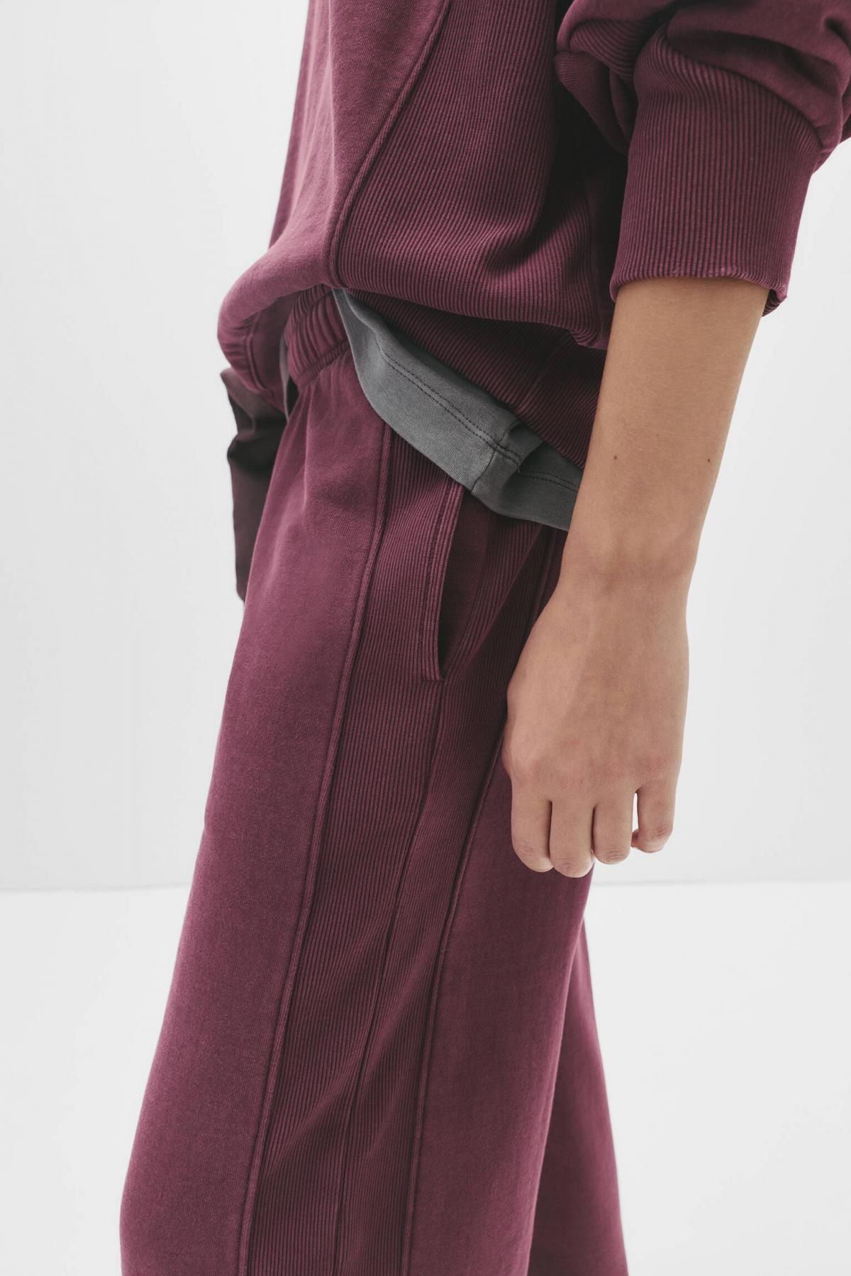 풀앤베어 스트라이프 밴딩 포켓 와이드 스웨트 팬츠 7675/372 AUBERGINE - 상세 이미지 4