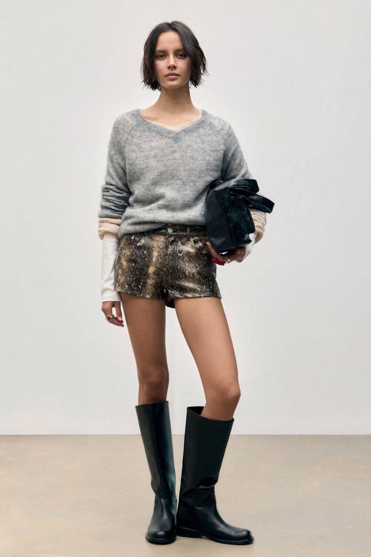 풀앤베어 레더 이펙트 애니멀 프린트 하이웨스트 반바지 7696/349 SNAKESKIN PRINT - 상세 이미지 2