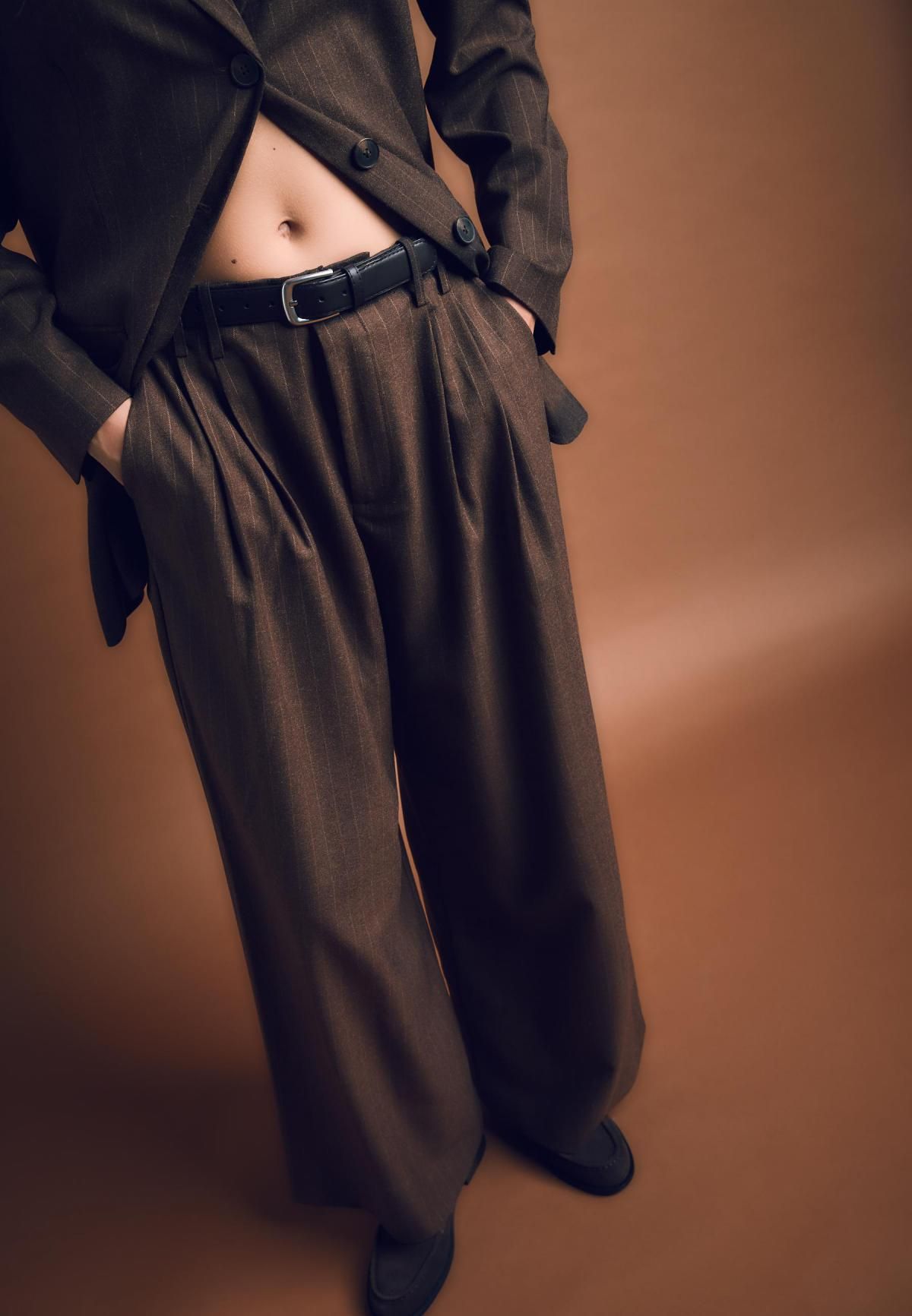 스트라디바리우스 스트라이프 스마트 와이드 슬랙스 팬츠 4552/753 BROWN - 상품 이미지