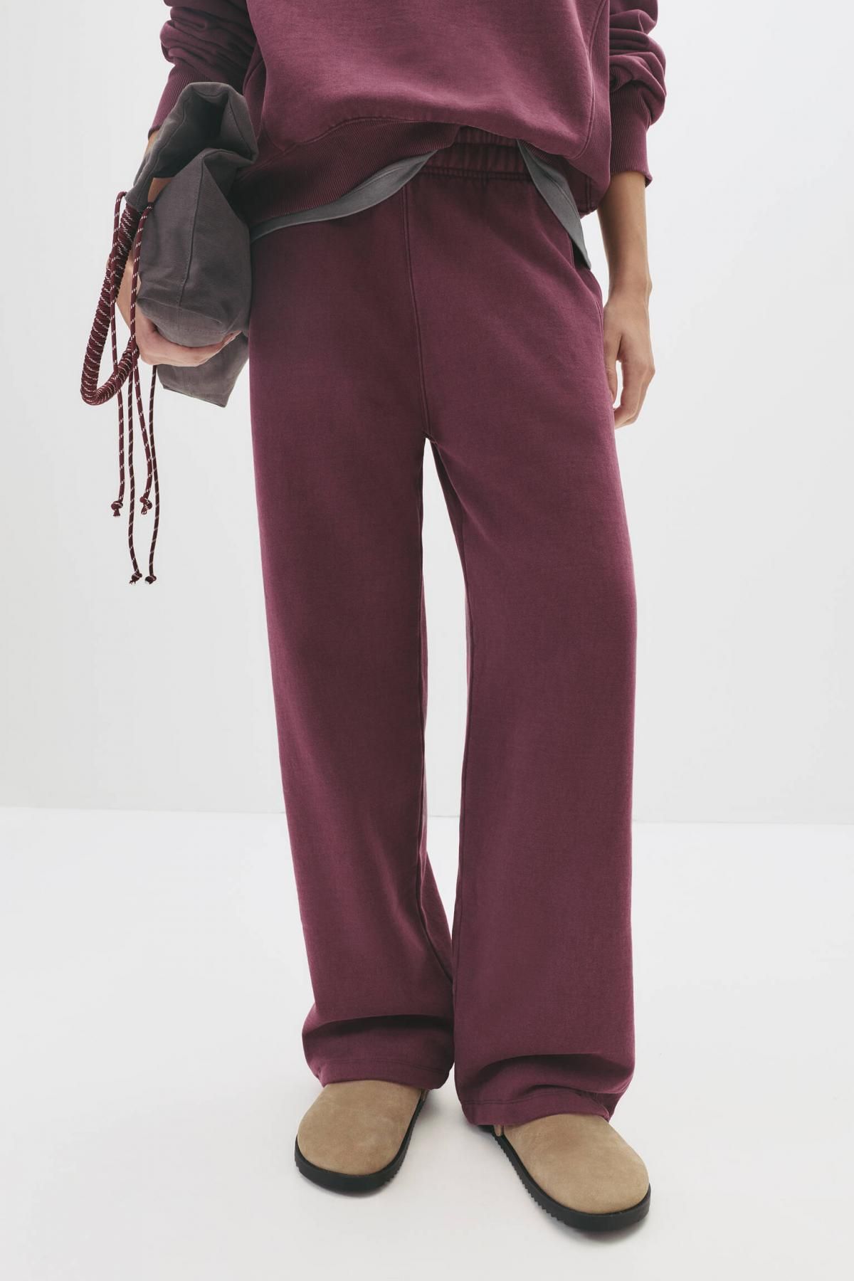 풀앤베어 스트라이프 밴딩 포켓 와이드 스웨트 팬츠 7675/372 AUBERGINE - 상품 이미지