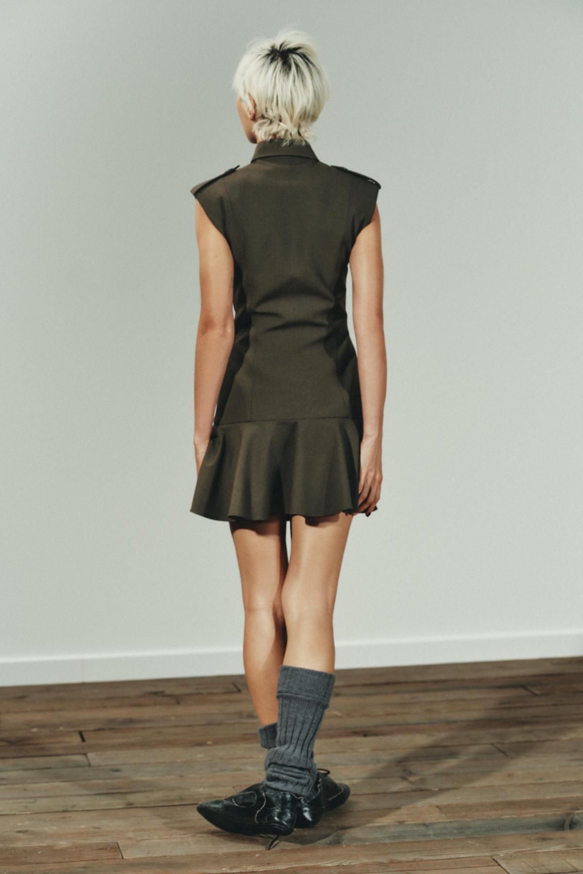 자라 테크니컬 숄더패드 러플 미니 원피스 8927/509 DARK GREEN - 상세 이미지 5