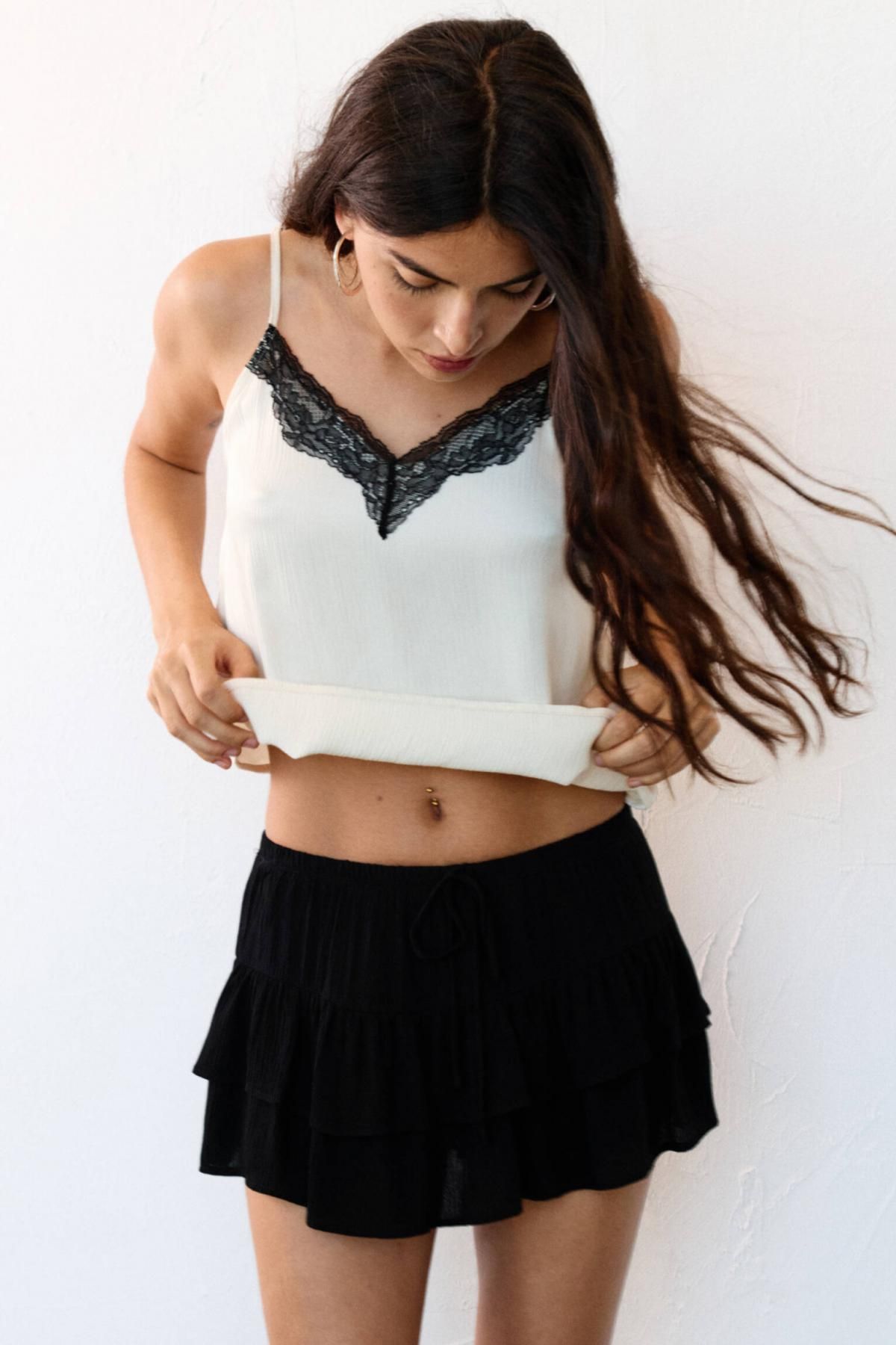 풀앤베어 러플레이어드 프릴 스커트팬츠 3360/349 BLACK MARL - 상세 이미지 2