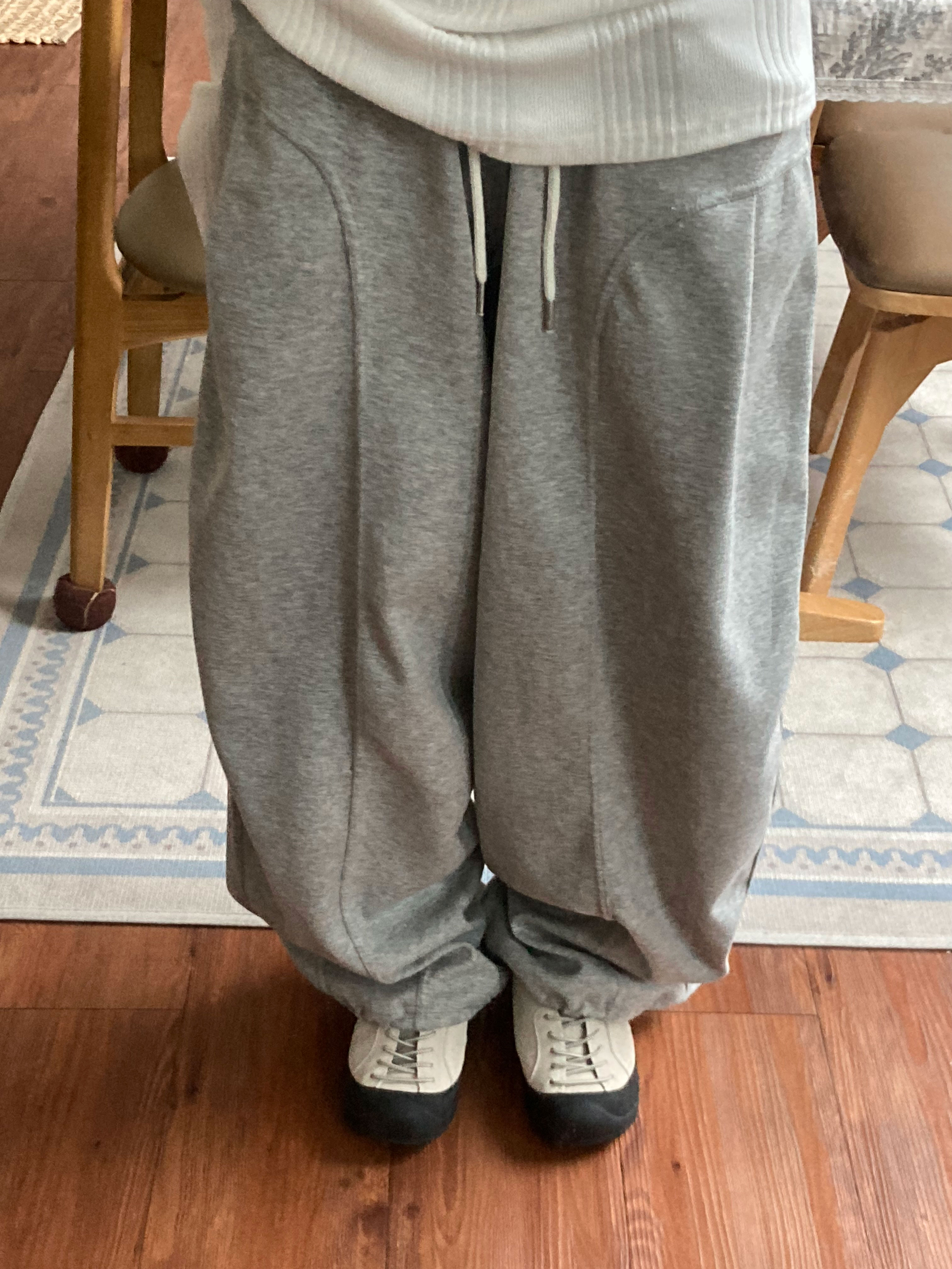 리브 핀턱 스트링 스웻 팬츠 [3Color] - 상세 이미지 2