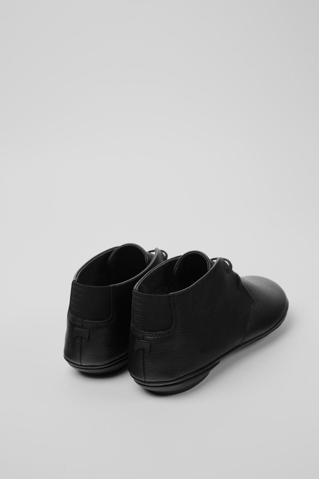 캠퍼 블랙 가죽 컴포트 레이스업 앵클부츠 Right K400221-004 BLACK - 상세 이미지 3