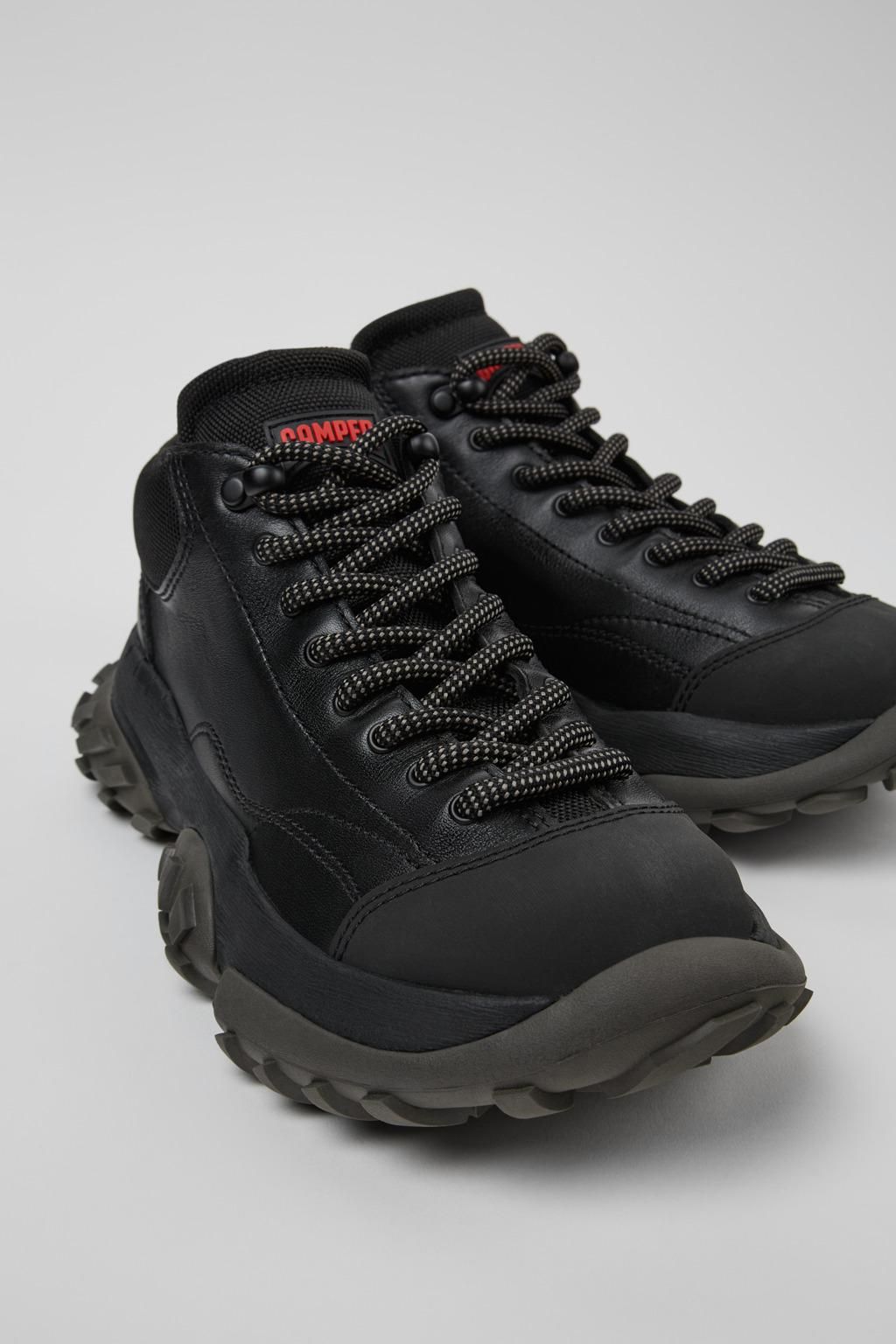 캠퍼 테크니컬 방수 리사이클 블랙 앵클부츠 Karst Trek K400785-001 BLACK - 상세 이미지 2