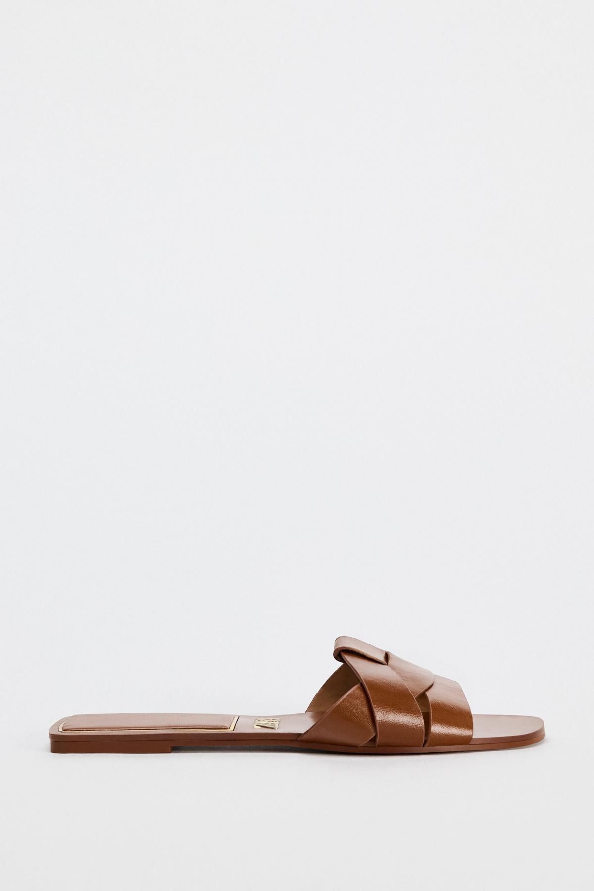 자라 크로스 스트랩 플랫 레더 샌들 2600/710 BROWN - 메인 이미지