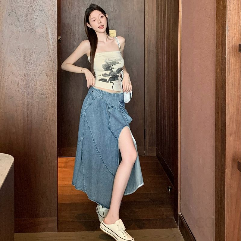 데님스커트 여성 슬릿 디테일 레트로 워크웨어 스타일 편안한 착용감 데일리룩 청치마 코디 불규칙 디자인 패션 트렌디한 - 상세 이미지 5