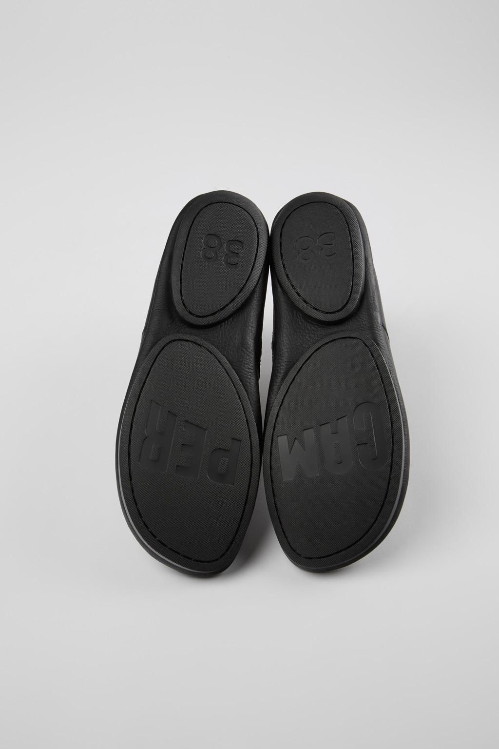 캠퍼 프리미엄 레더 블랙 앵클 부츠 Right K400313-018 BLACK - 상세 이미지 5