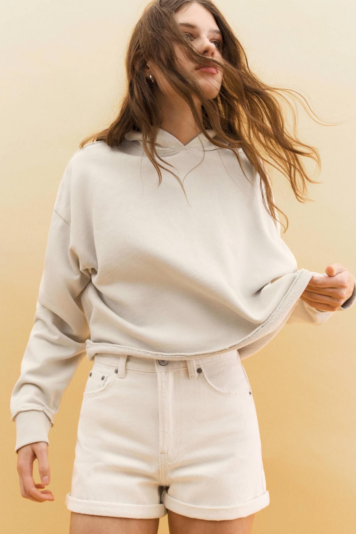 풀앤베어 화이트 데님 턴업 맘핏 숏팬츠 3697/302 WHITE - 상세 이미지 2