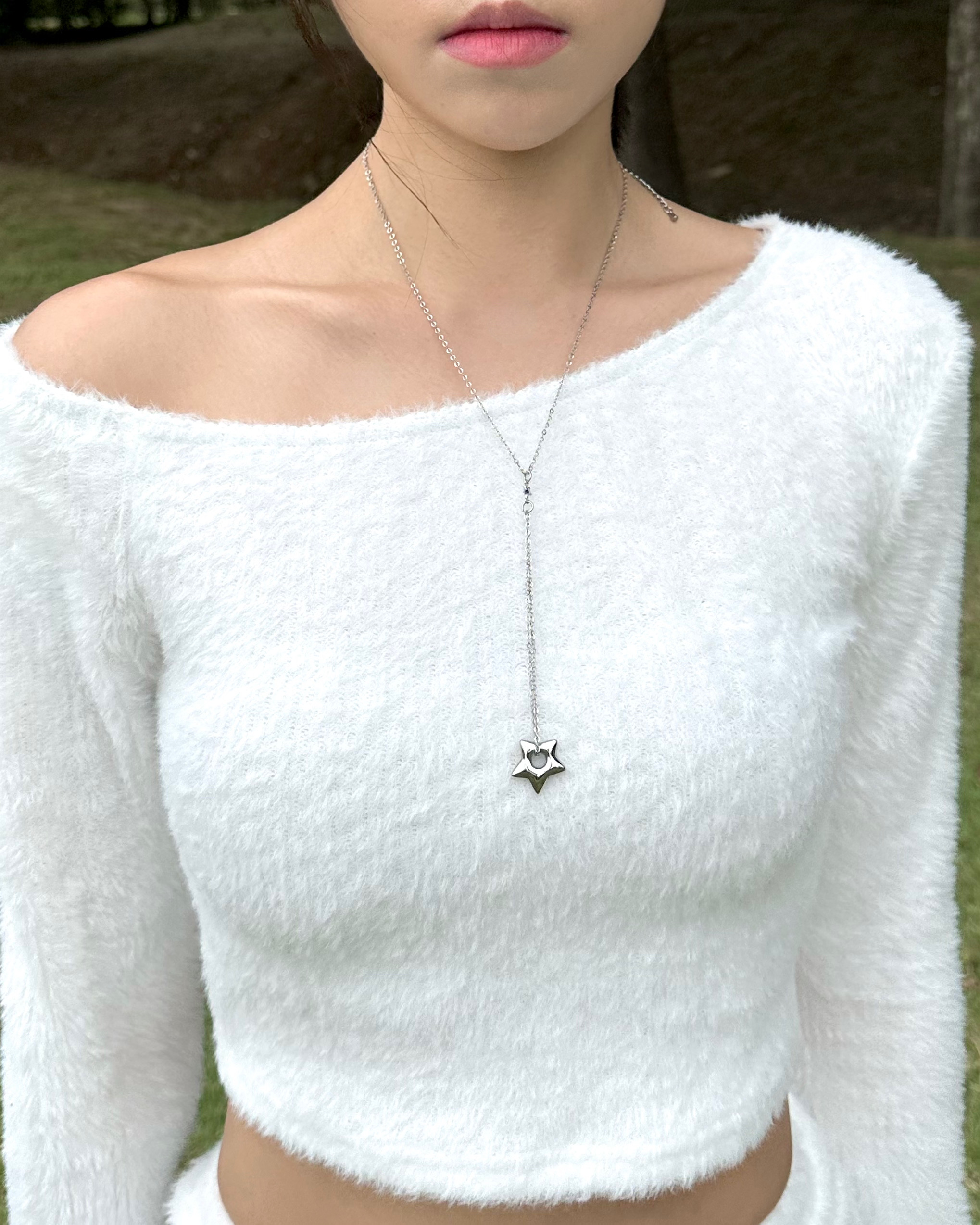 이유진 써지컬 스텔라 드롭 롱 별 목걸이 - 상품 이미지