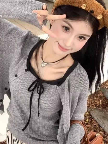 니트나시 라운드넥가디건 투피스세트 캐주얼 봄가을 예쁜 귀여운 디자인 베이지오트밀 - 상세 이미지 3
