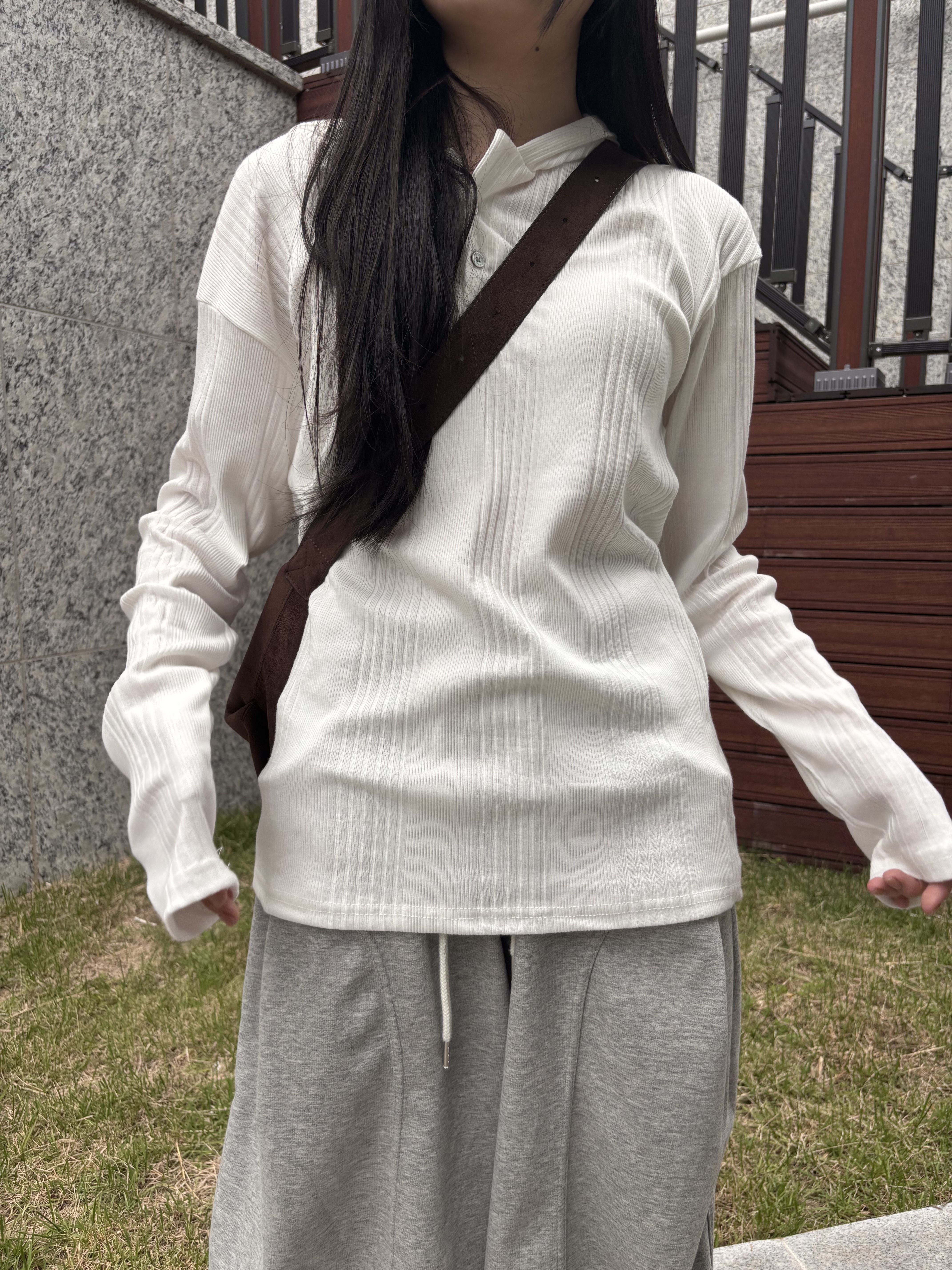 리브 핀턱 스트링 스웻 팬츠 [3Color] - 상세 이미지 4