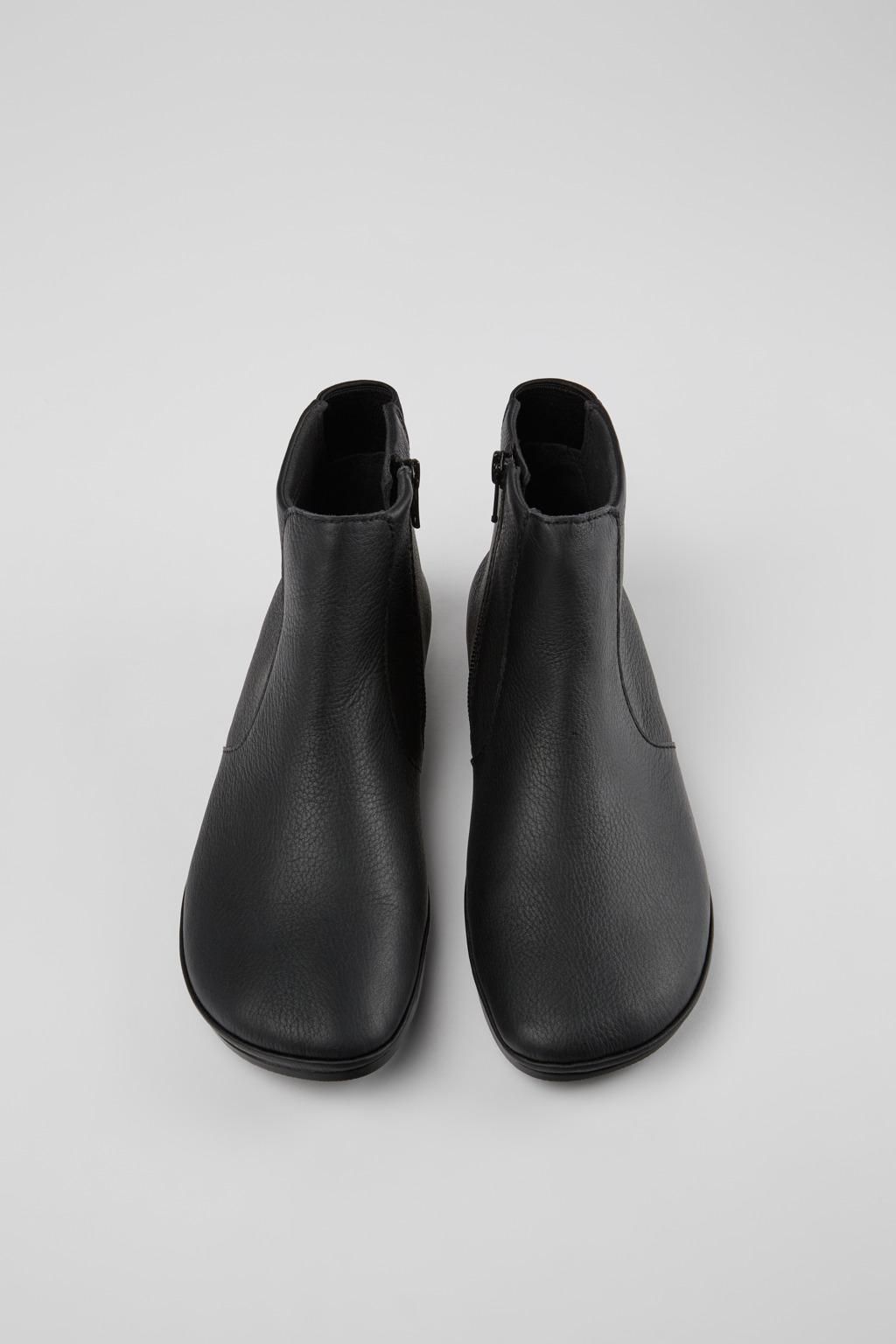 캠퍼 프리미엄 레더 블랙 앵클 부츠 Right K400313-018 BLACK - 상세 이미지 4