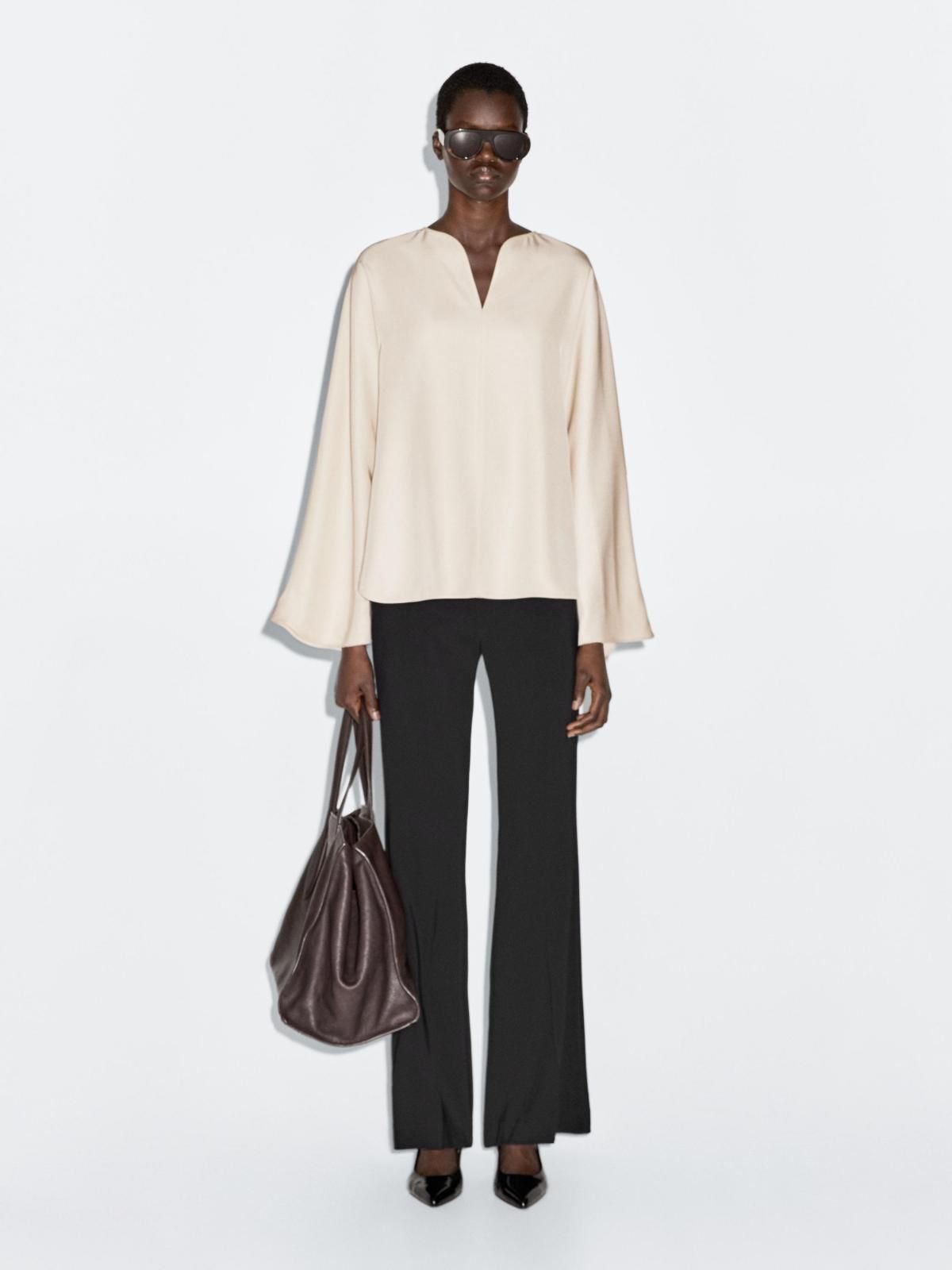 마시모두띠 플루이드 브이넥 슬릿 디테일 블라우스 5167/768 BEIGE - 상세 이미지 2
