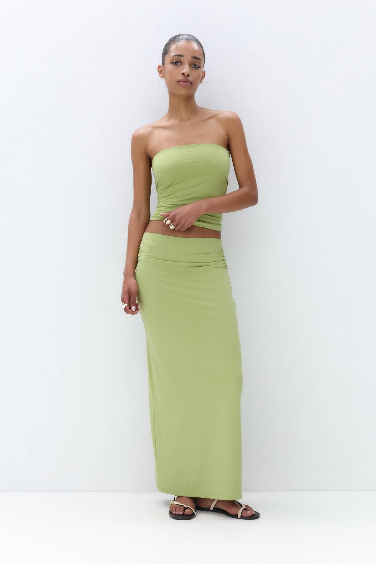 풀앤베어 테크니컬 셔링 폴리아미드 미디 스커트 3360/312 APPLE GREEN - 상세 이미지 3