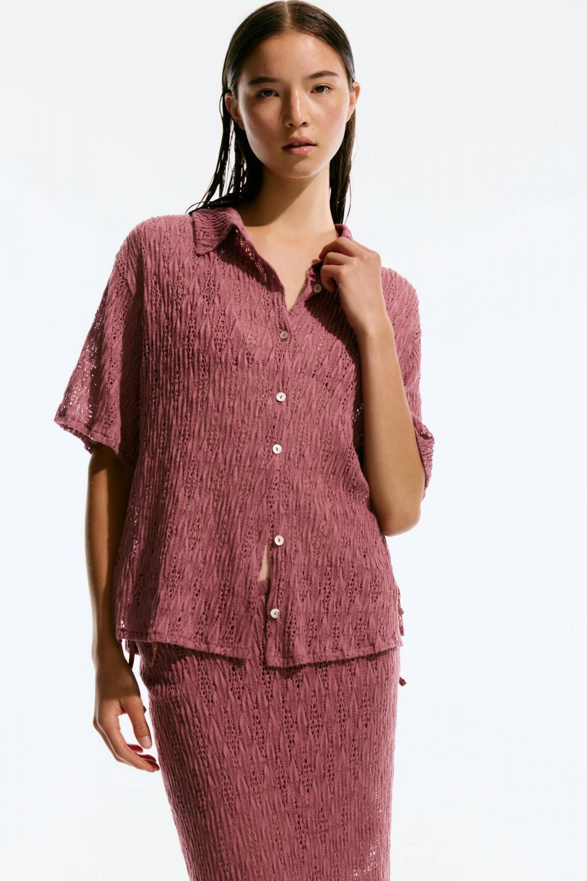 풀앤베어 트렌디 컷워크 반팔 니트 셔츠 7472/380 DARK PINK - 상세 이미지 3