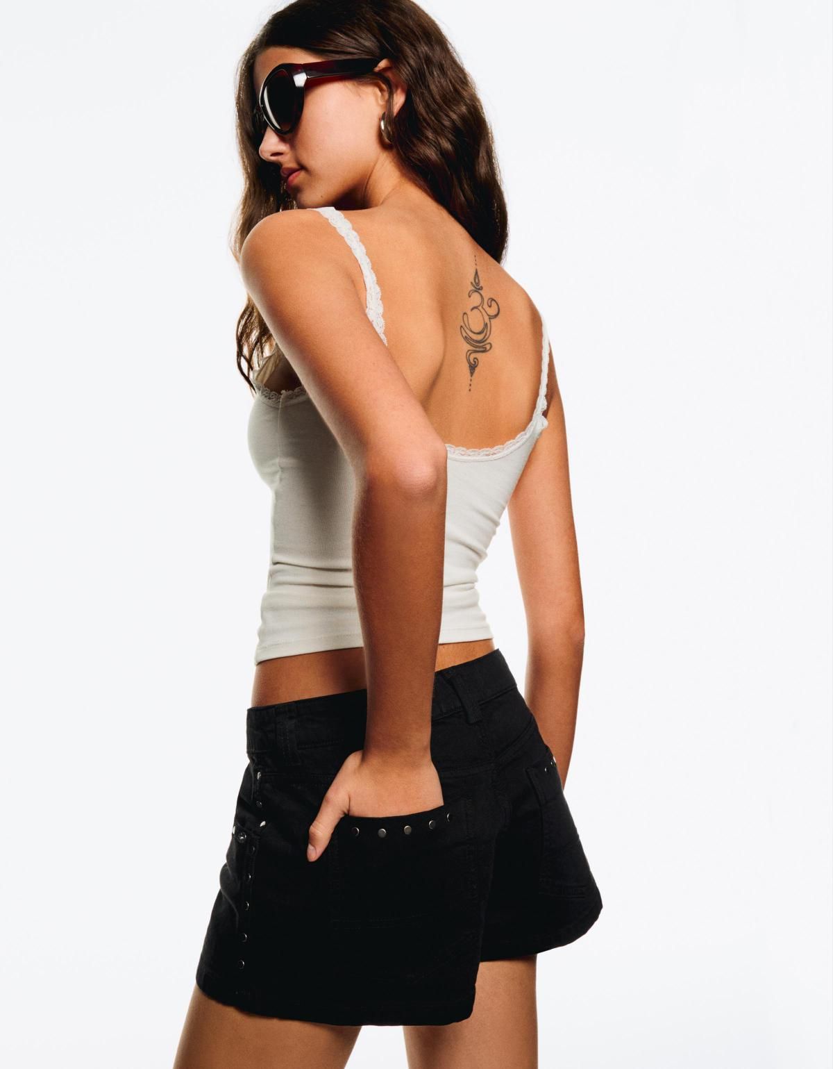 버쉬카 스터드 볼륨 쇼츠 3324/335 BLACK - 상세 이미지 4