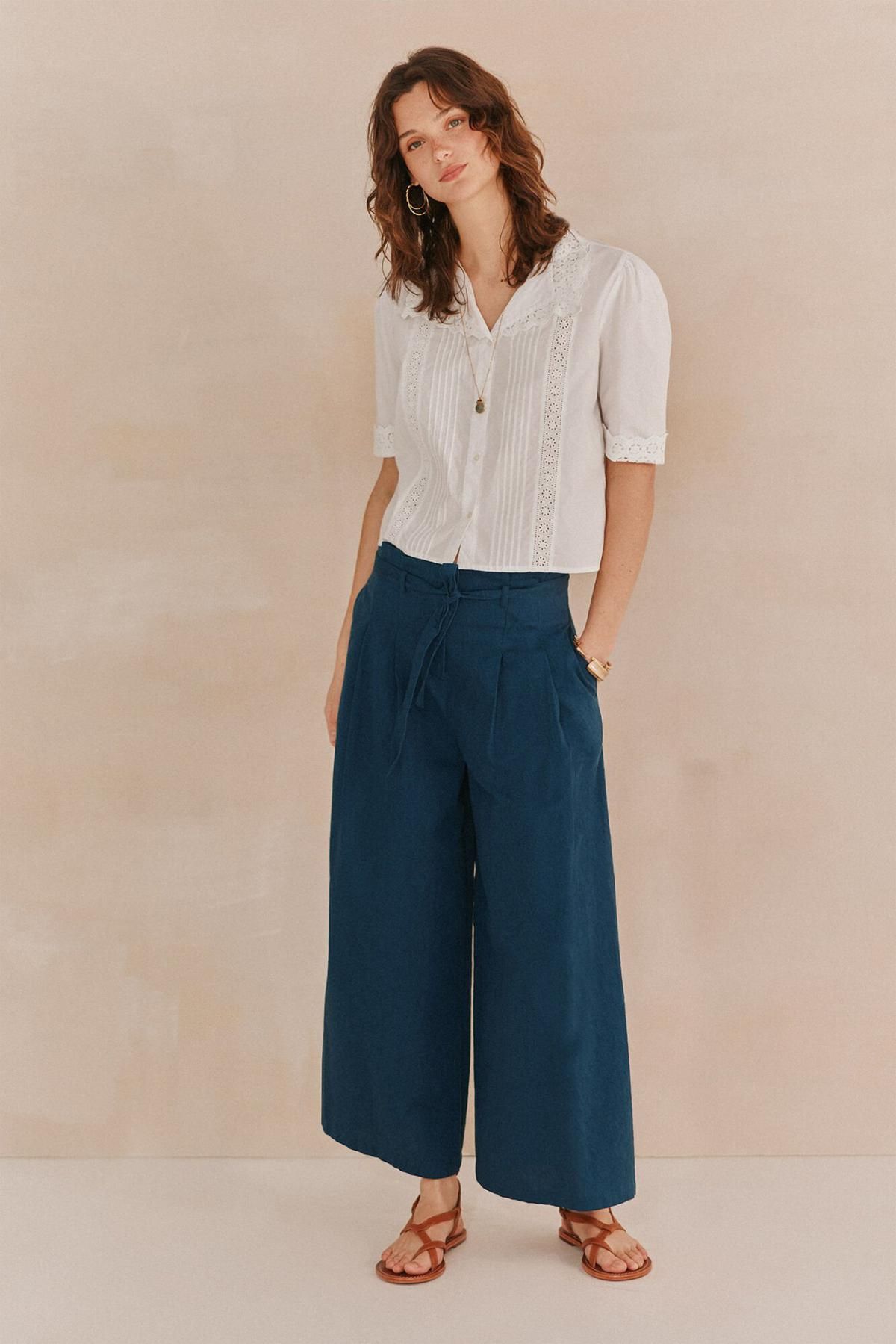 호스 인트로피아 페미닌 와이드 테크니컬 자카드 벨티드 팬츠 6549011 AZUL OSCURO - 상세 이미지 2