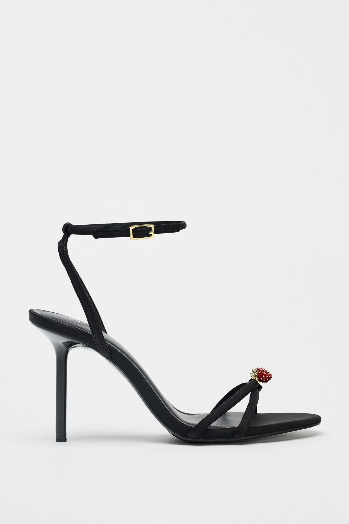 자라 메탈비즈 스트랩 스틸레토 샌들 3311/610 BLACK - 메인 이미지