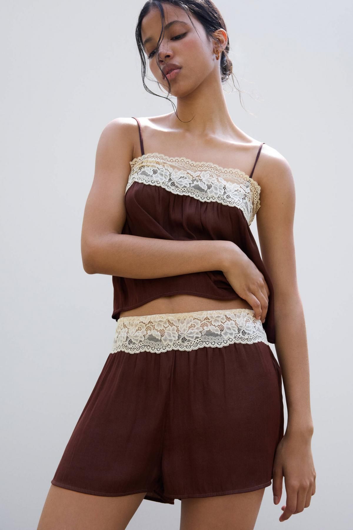 풀앤베어 레이스웨이스트 소프트 홈웨어 반바지 7696/402 BURGUNDY - 상세 이미지 5