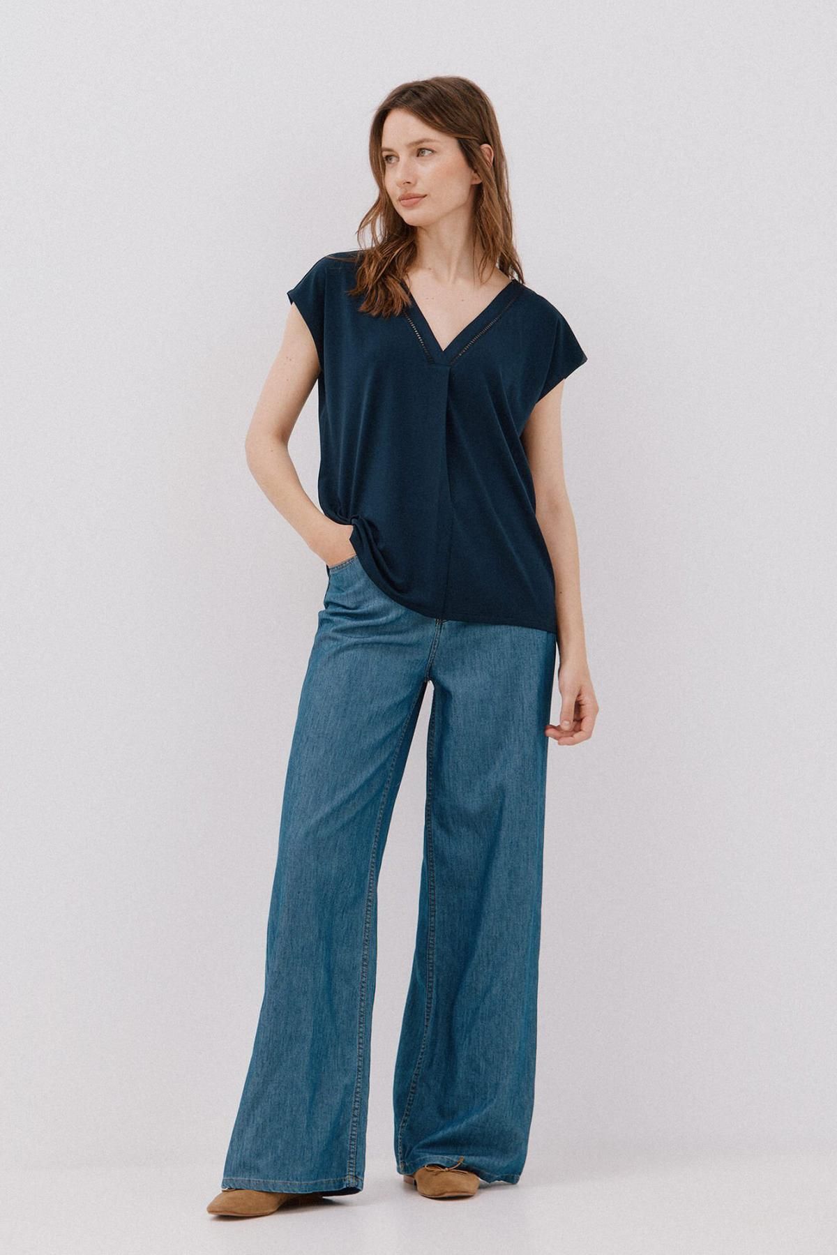 꼬르떼피엘 브이넥 레이스 디테일 티셔츠 9162085 AZUL MARINO - 상세 이미지 3