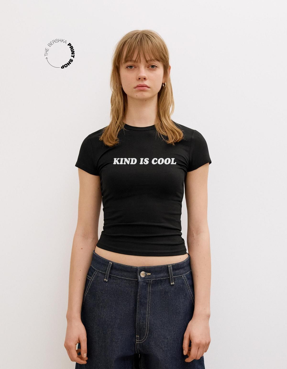 버쉬카 레터링 크롭핏 반팔 티셔츠 2686/807 BLACK - 상품 이미지