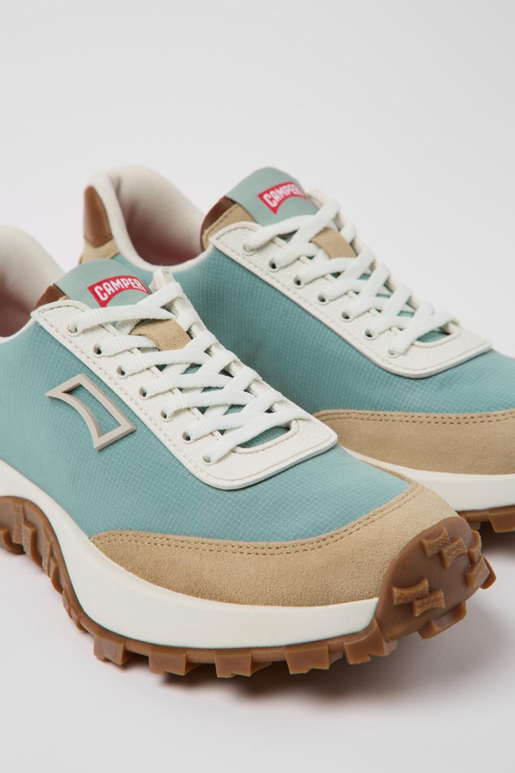 캠퍼 멀티컬러 테크니컬 리사이클드 VIBRAM 트레일 스니커즈 K201462-036 GREEN - 상세 이미지 2
