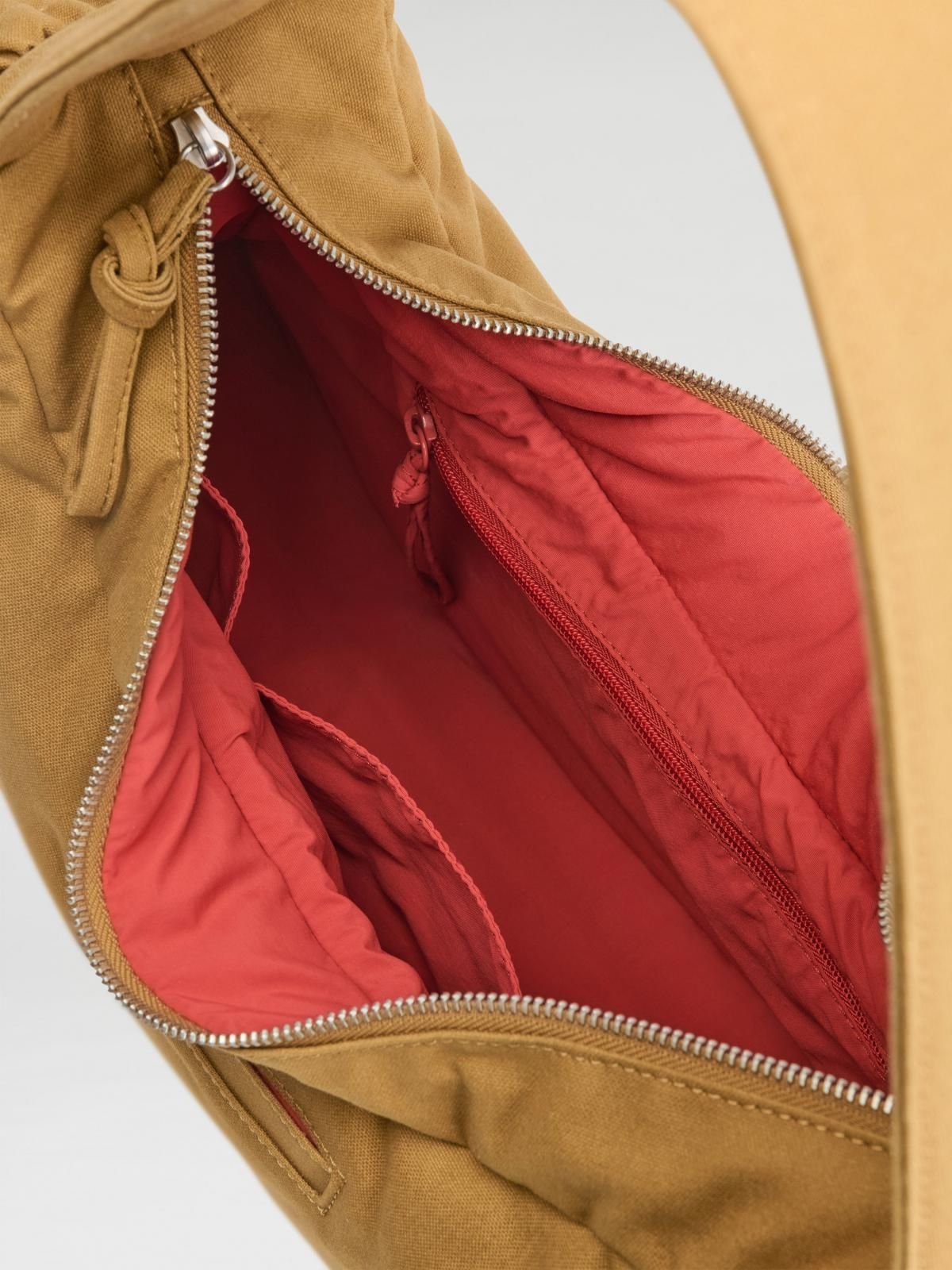 올랜드 미니멀 캔버스 소프트쉐입 호보백 Nil Bag 54475945771343 MUSTARD - 상세 이미지 3