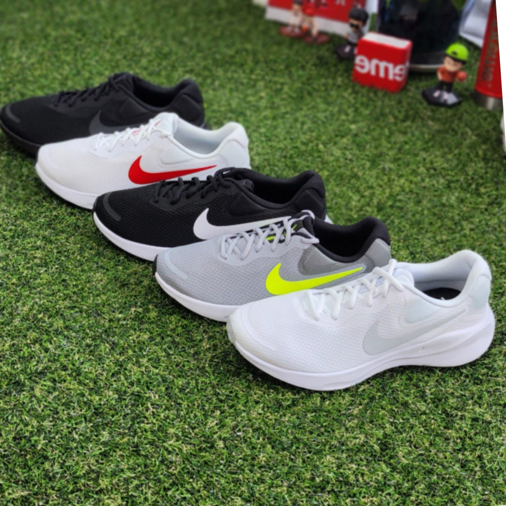 나이키 런닝화 레볼루션 7 8 헬스 실내 발볼넓은 가벼운 운동화