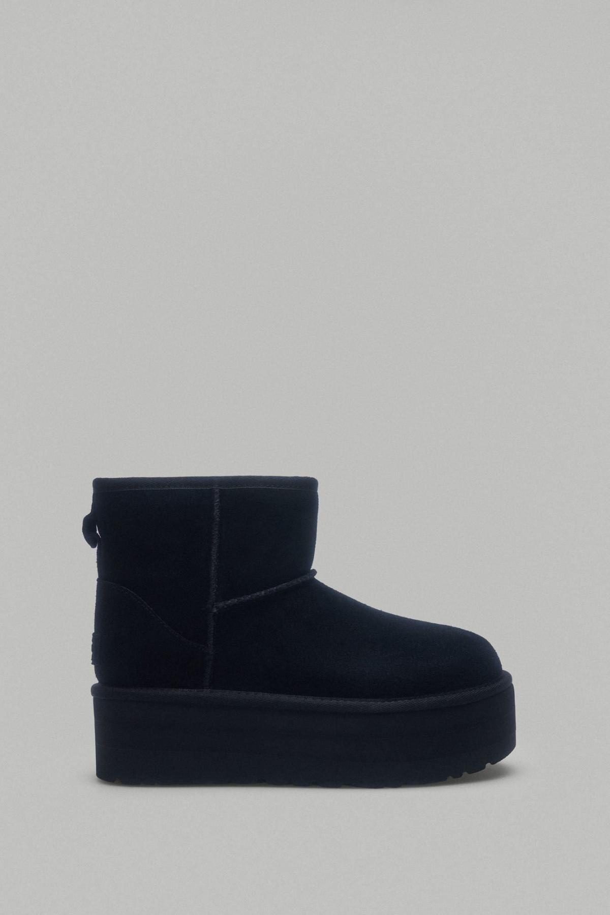 어그 플랫폼 앵클부츠 퍼안감 UGG 클래식 미들부츠 3896315 NEGRO - 메인 이미지