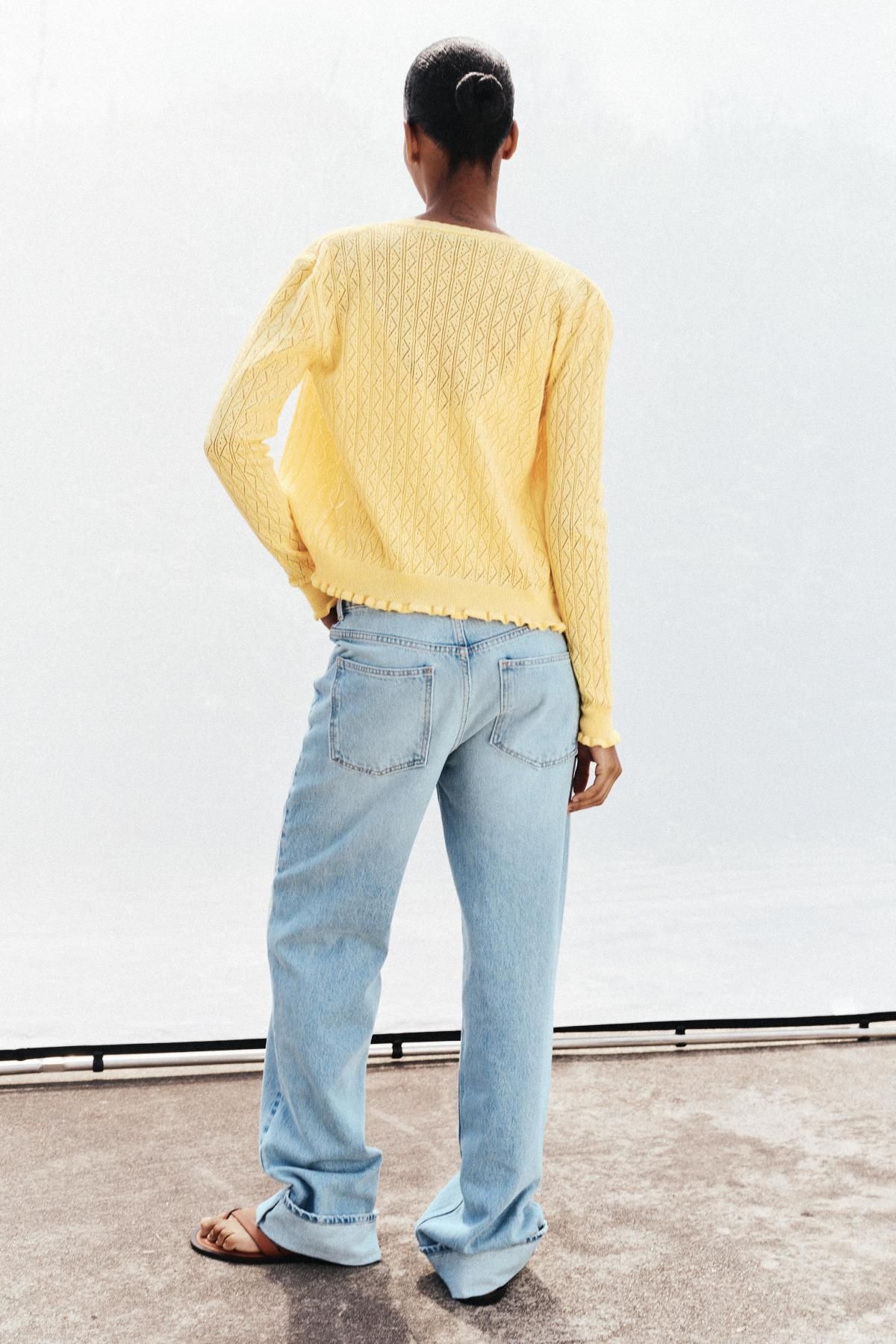 자라 러플 포인텔 니트 라운드넥 카디건 6427/057 LIGHT YELLOW - 상세 이미지 5