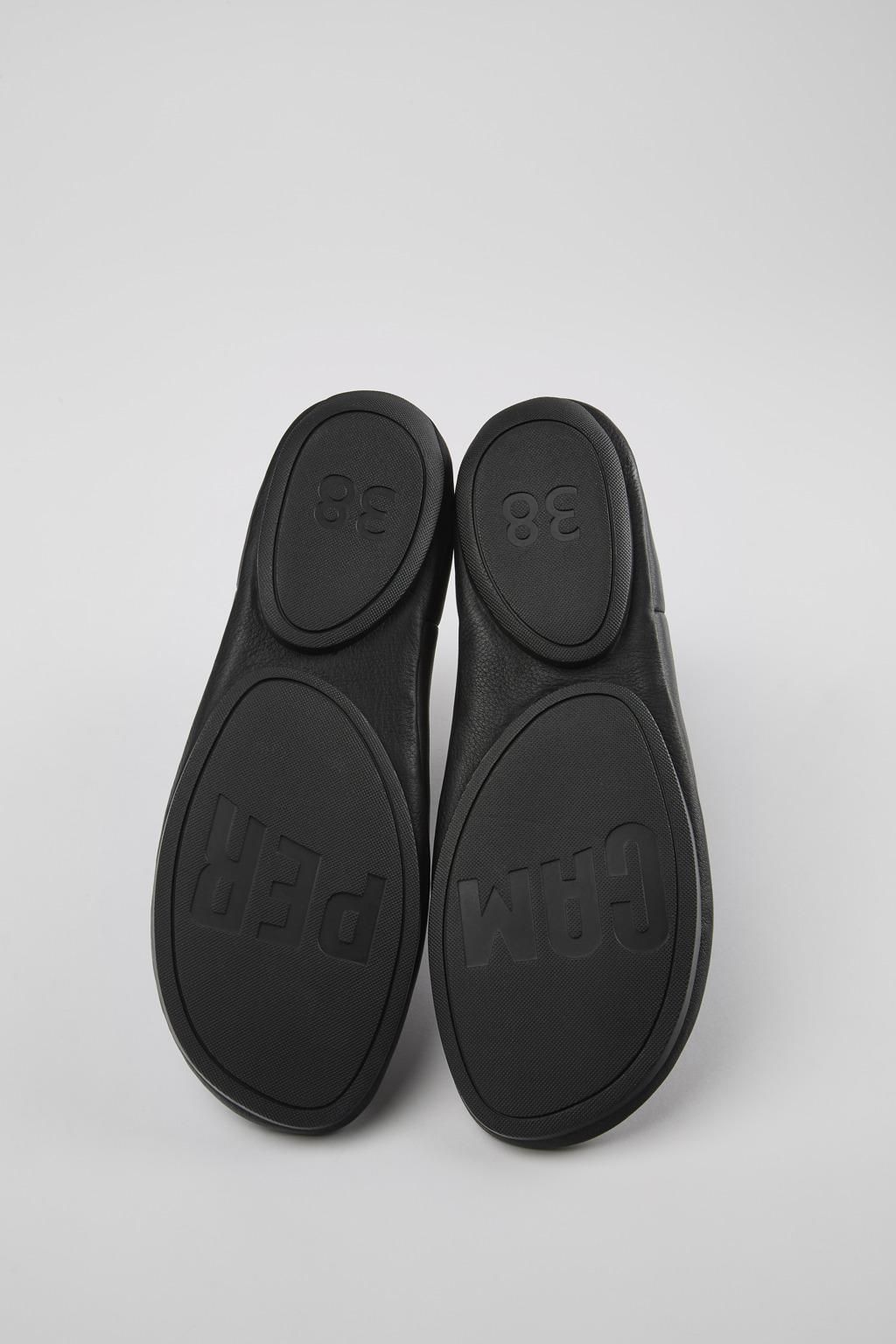 캠퍼 프리미엄 레더 블랙 앵클부츠 Right K400705-005 BLACK - 상세 이미지 5