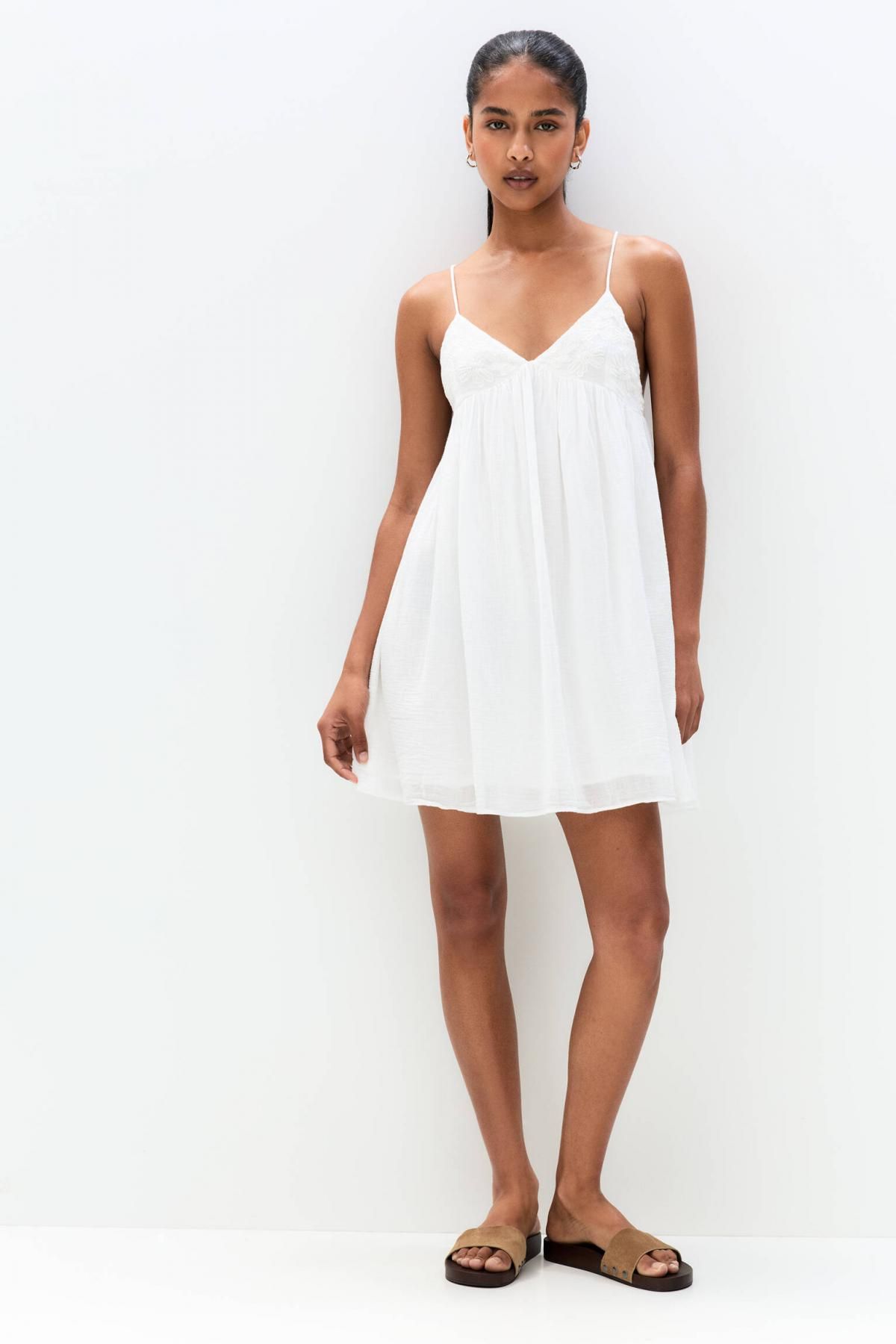 풀앤베어 러스틱 자수 화이트 미니 원피스 3397/341 WHITE - 상세 이미지 4
