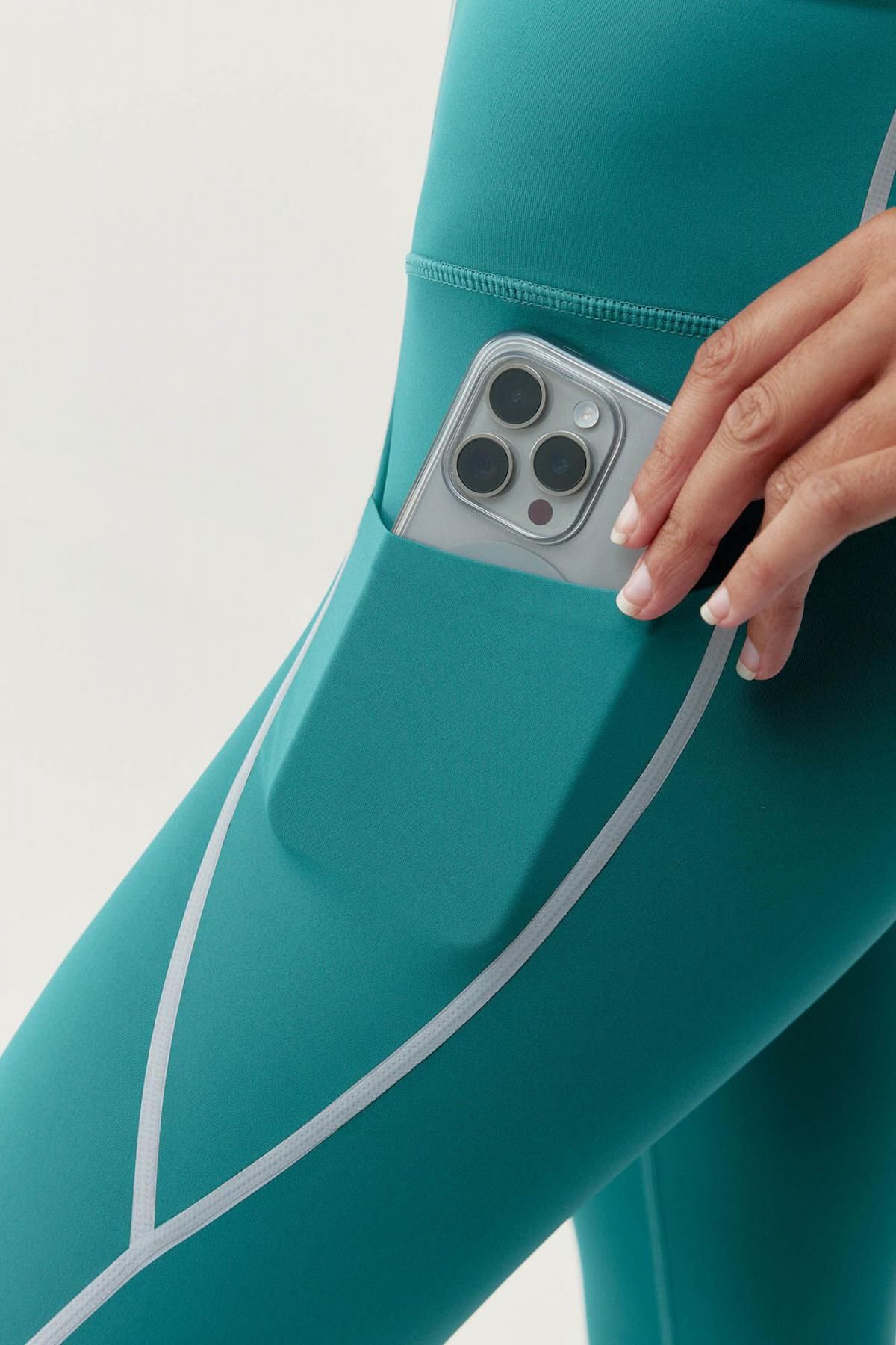 본리빙요가 테크니컬 퍼포먼스 레깅스 ShapeTech Luna 8189532 VERDE - 상세 이미지 4
