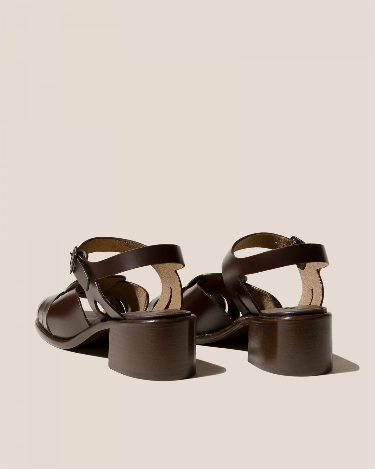 헤레우 ANCORA 스퀘어 힐 스트랩 피셔맨 샌들 8830263329100 DARK BROWN - 상세 이미지 4