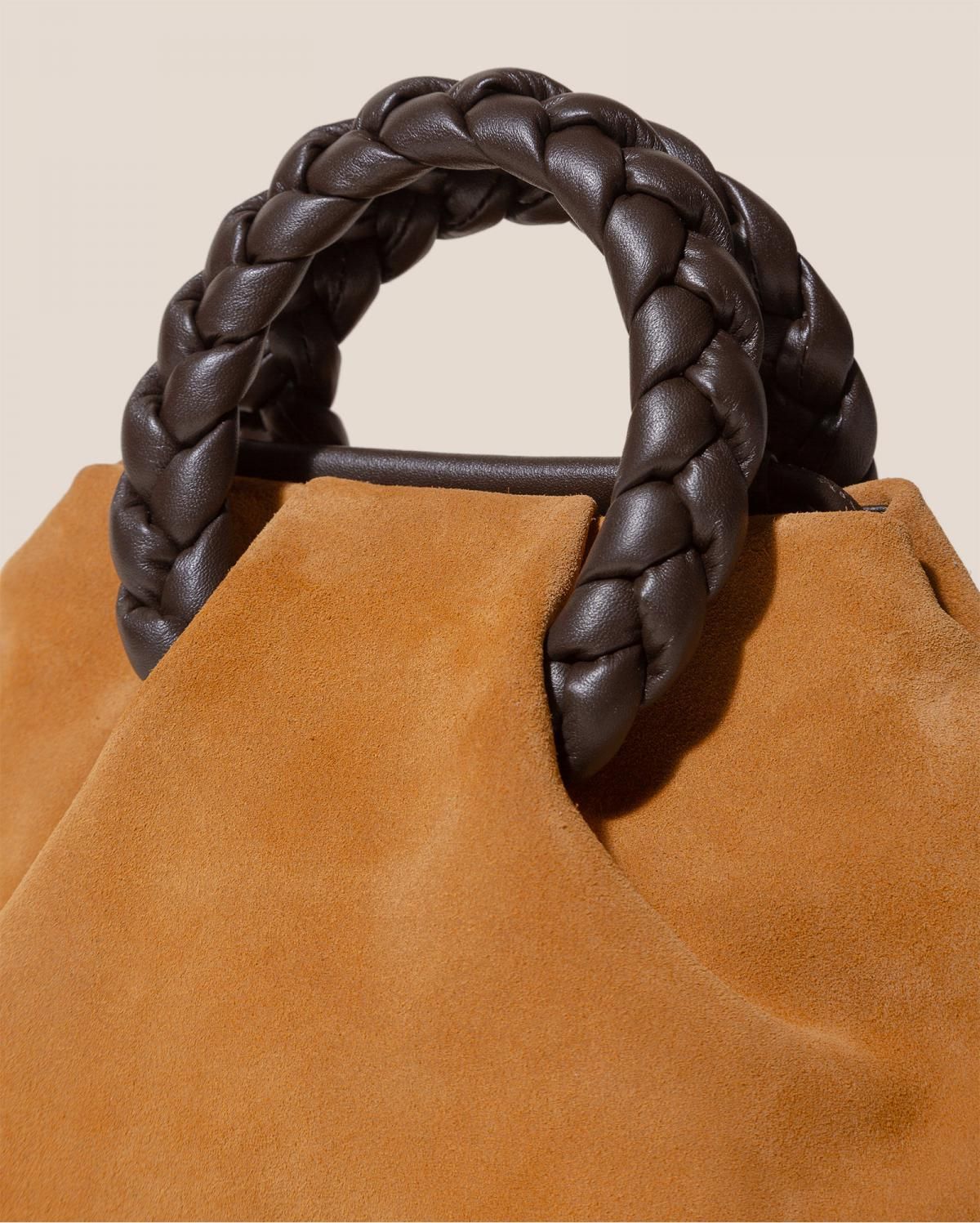 헤레우 봄본 M 스웨이드 브레이디드 레더 토트백 14873174475084 TAN/DARK BROWN - 상세 이미지 2