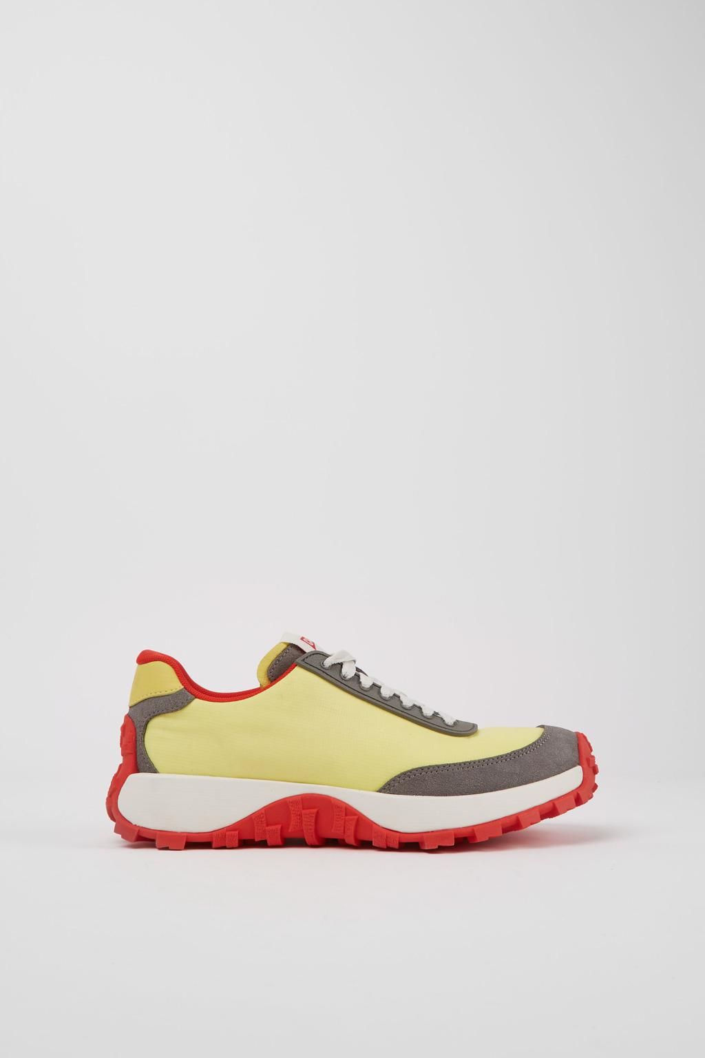 캠퍼 멀티컬러 테크니컬 스니커즈 Drift Trail VIBRAM K201462-001 YELLOW - 메인 이미지