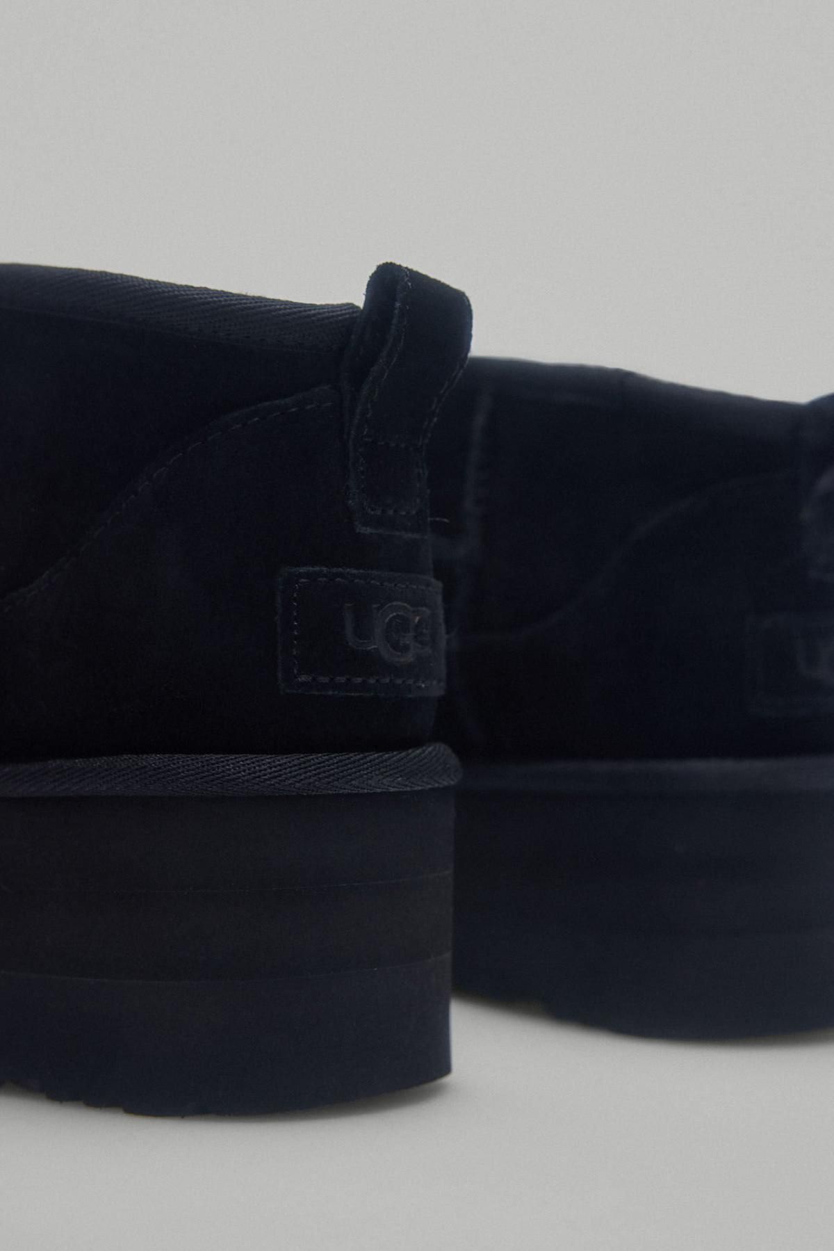 어그 플랫폼 앵클부츠 여성 UGG 클래식 미니 퍼 무톤 9960899 NEGRO - 상세 이미지 4