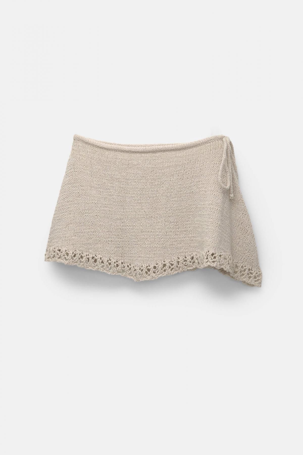 풀앤베어 오픈워크 니트 언밸런스 미니 스커트 7400/312 YARN - 메인 이미지