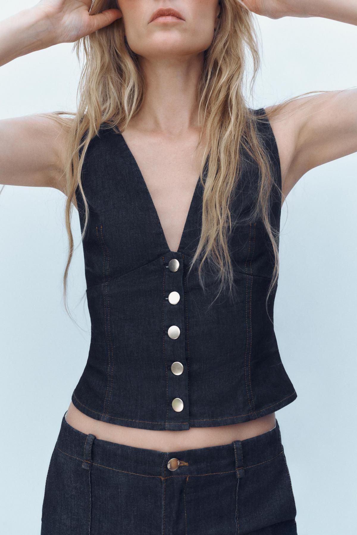 자라 데님 브이넥 크롭 슬리브리스 Z1975 DENIM CROP TOP 0779/057 BLUE - 상세 이미지 4
