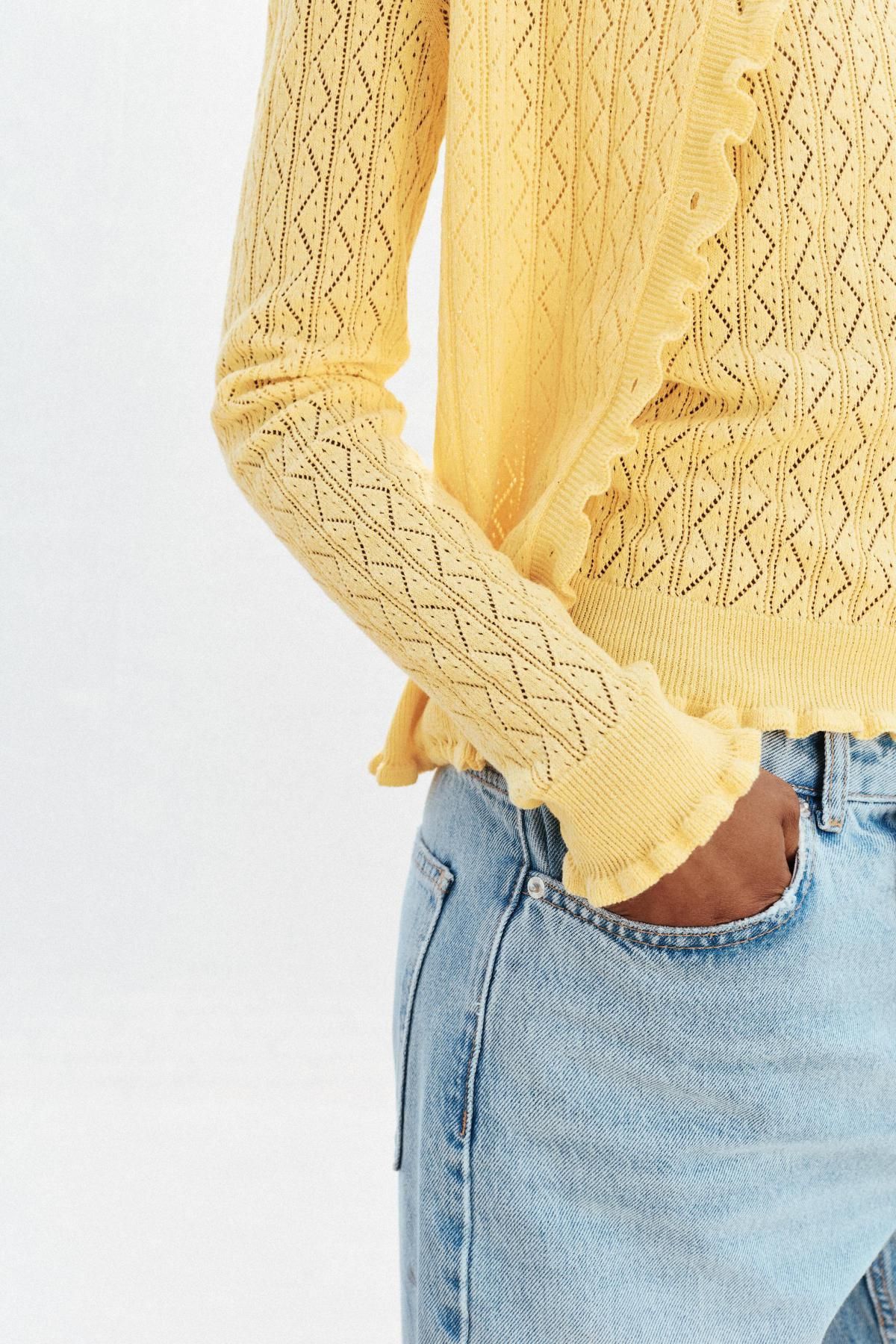 자라 러플 포인텔 니트 라운드넥 카디건 6427/057 LIGHT YELLOW - 상세 이미지 4