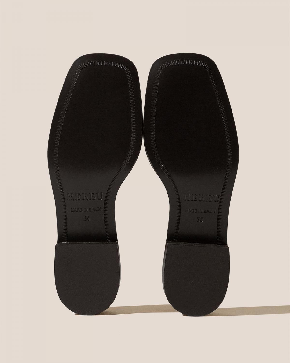 헤레우 ALARO 프리미엄 스퀘어토 T바 샌들 8814799683916 BLACK - 상세 이미지 4
