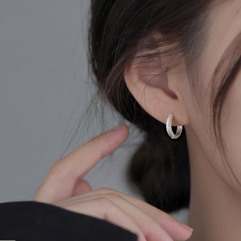 실버 텍스처 미니 후프 링 귀걸이 N289 - 상세 이미지 2
