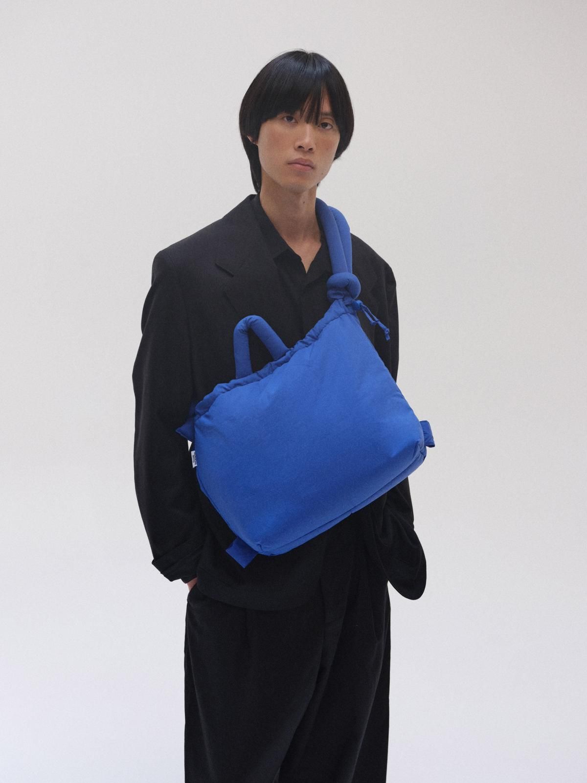 올랜드 테크니컬 소프트 라이트 나일론 호보백 Ona 44396229460253 COBALT BLUE - 상세 이미지 3