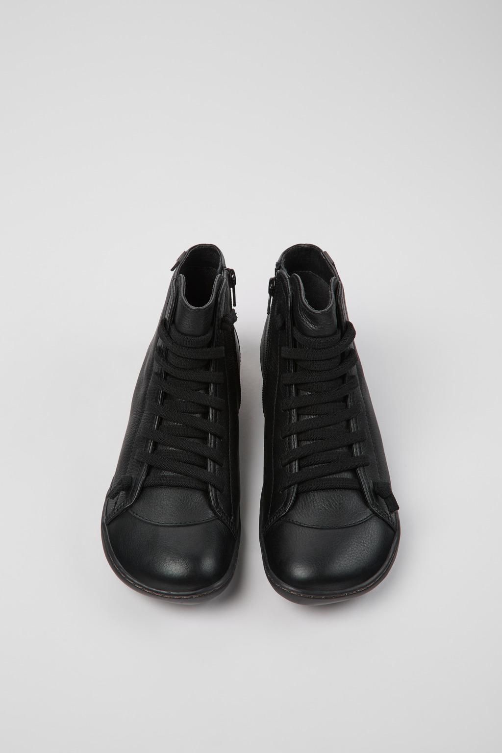 캠퍼 미니멀 블랙 레더 앵클 부츠 K400509-018 BLACK - 상세 이미지 4